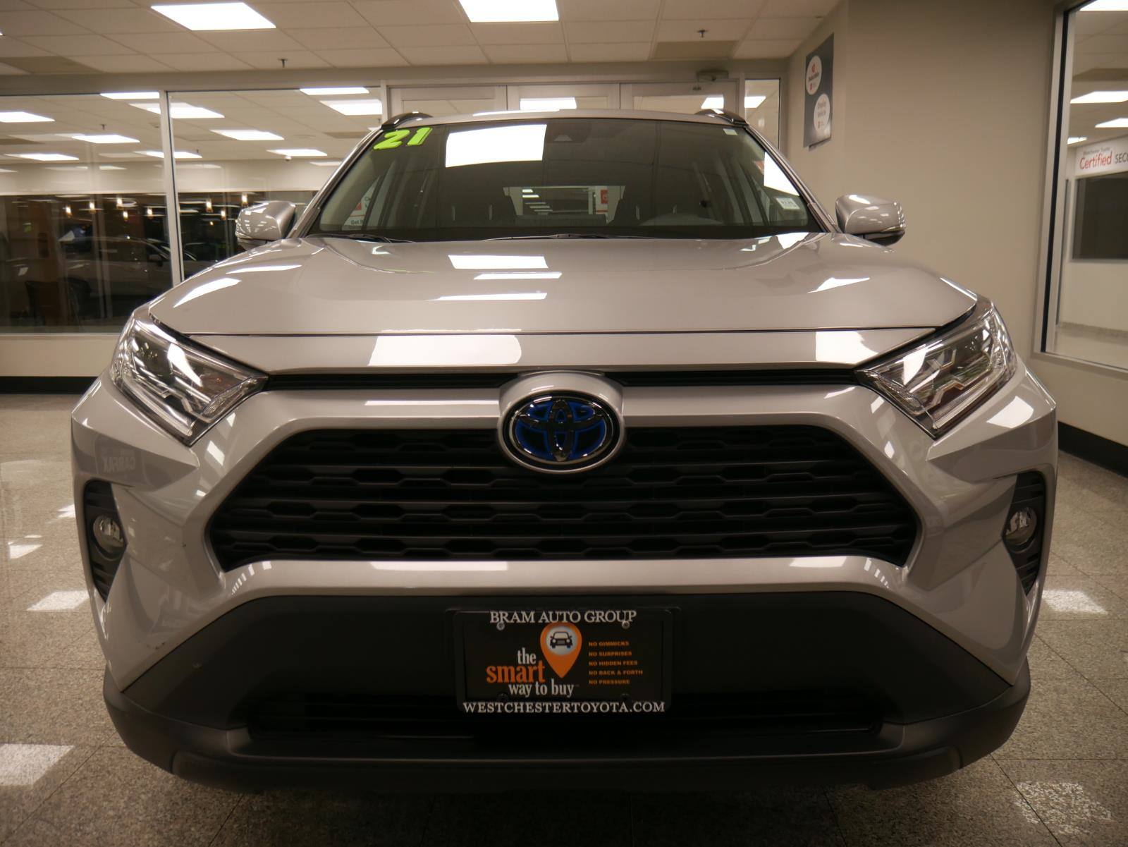 2021 Toyota RAV4 Hybrid XLE 5