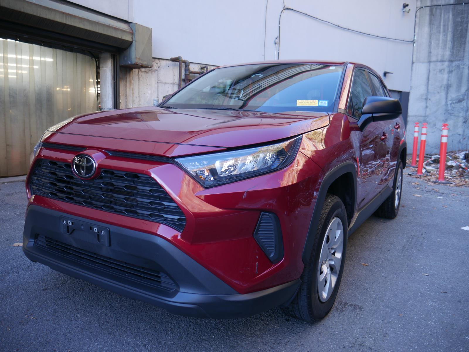 2022 Toyota RAV4 LE 2