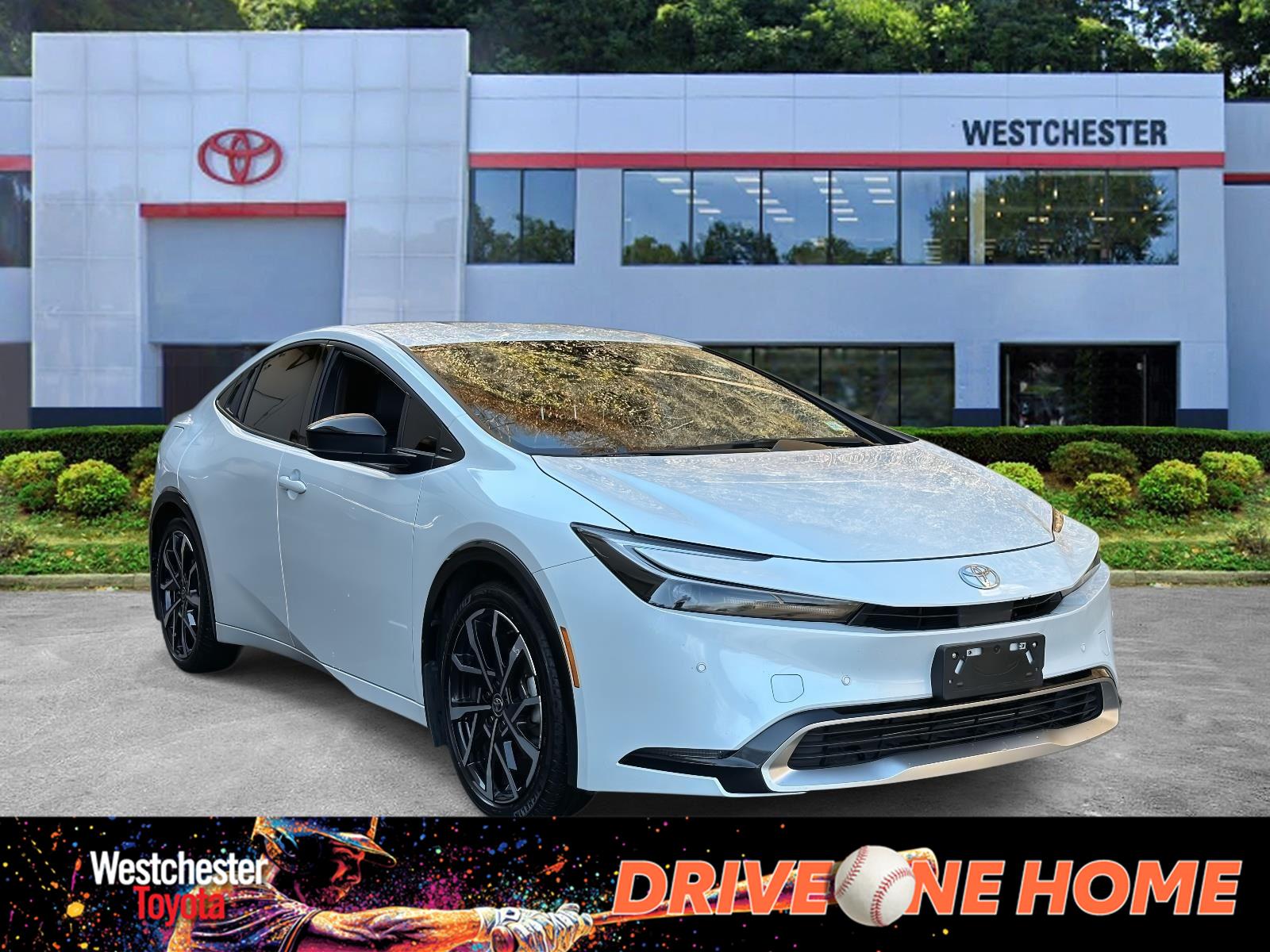 White (Wind Chill Pearl) 2024 Toyota Prius Prime XSE FWD Hatchback Front-Wheel Drive Continuously Variable Transmission
