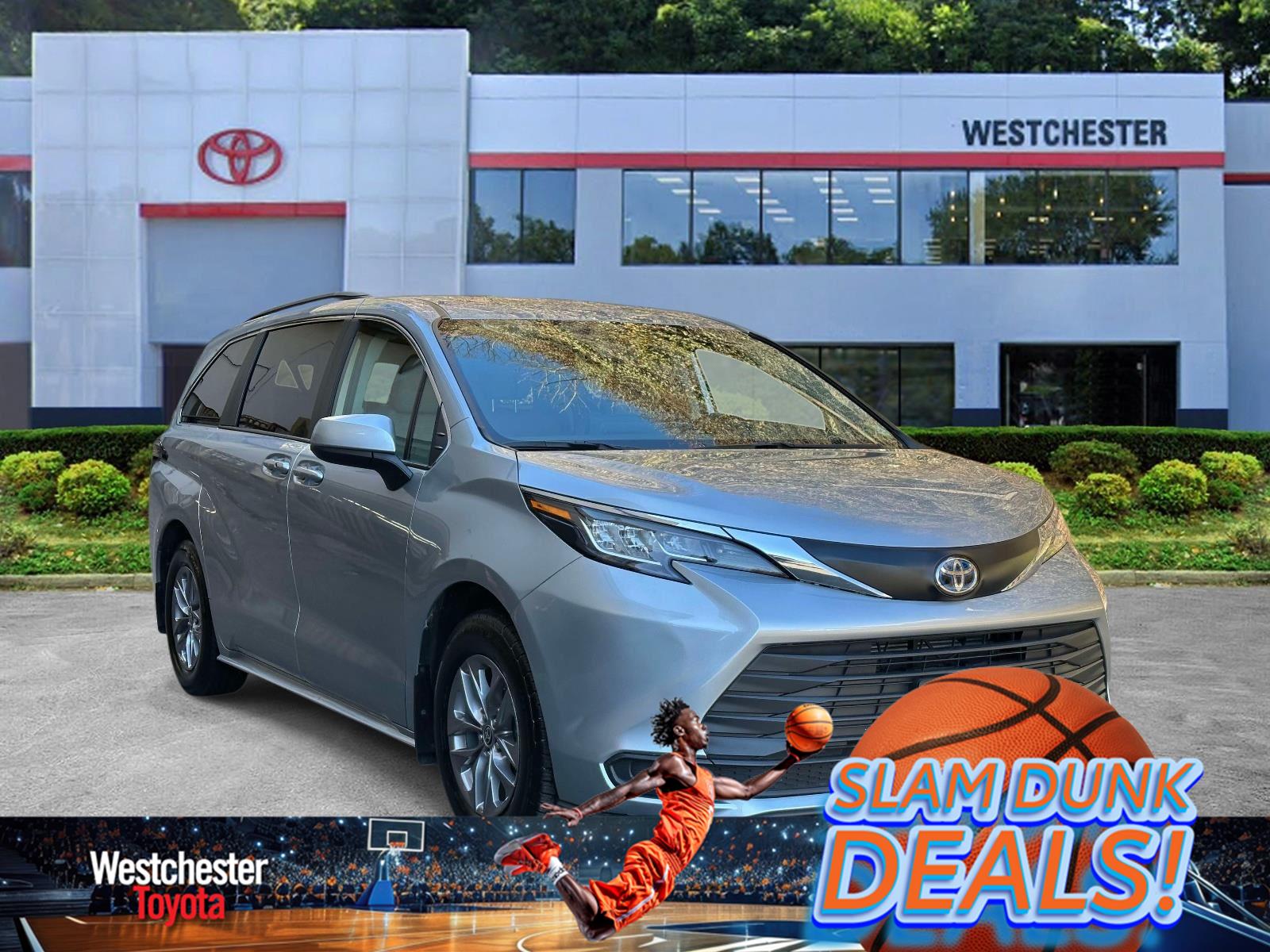 2023 Toyota Sienna LE 8-Passenger AWD