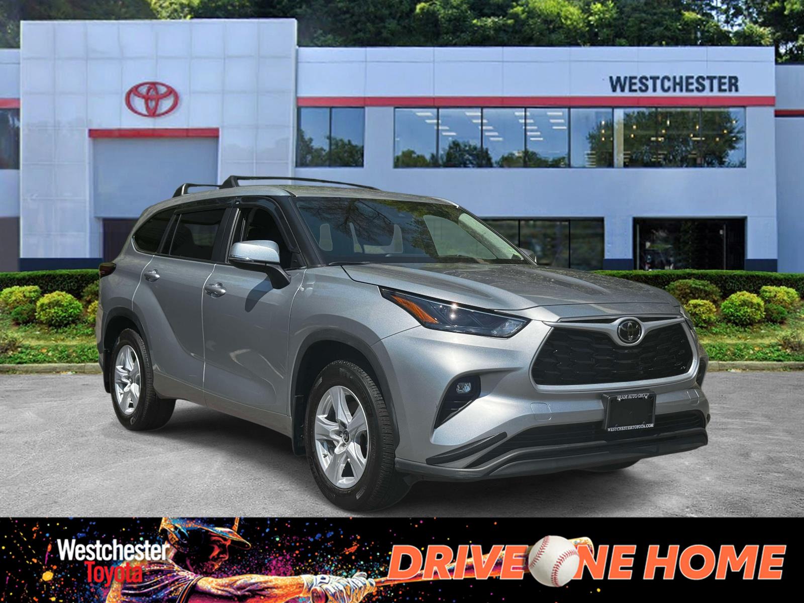 Celestial Silver Metallic 2024 Toyota Highlander LE FWD SUV / Crossover Front-Wheel Drive Automatic