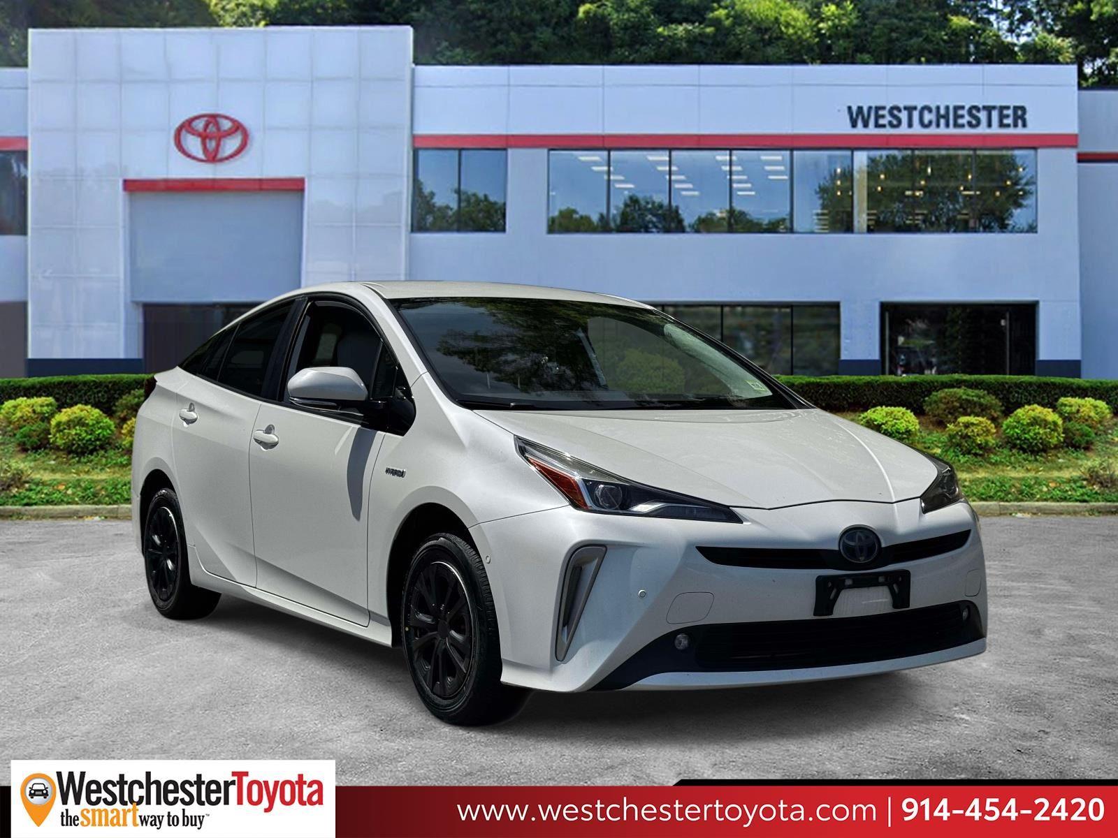 White (Blizzard Pearl) 2019 Toyota Prius XLE AWD-e Hatchback All-Wheel Drive Continuously Variable Transmission