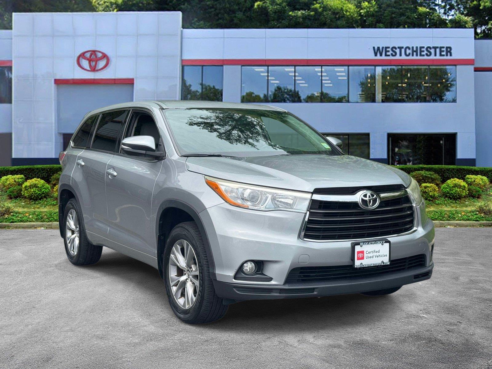Silver Sky Metallic 2016 Toyota Highlander SUV / Crossover All-Wheel Drive Automatic