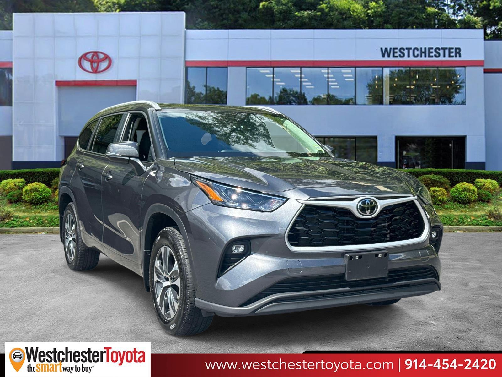 Magnetic Gray Metallic 2025 Toyota Highlander SUV / Crossover All-Wheel Drive Automatic