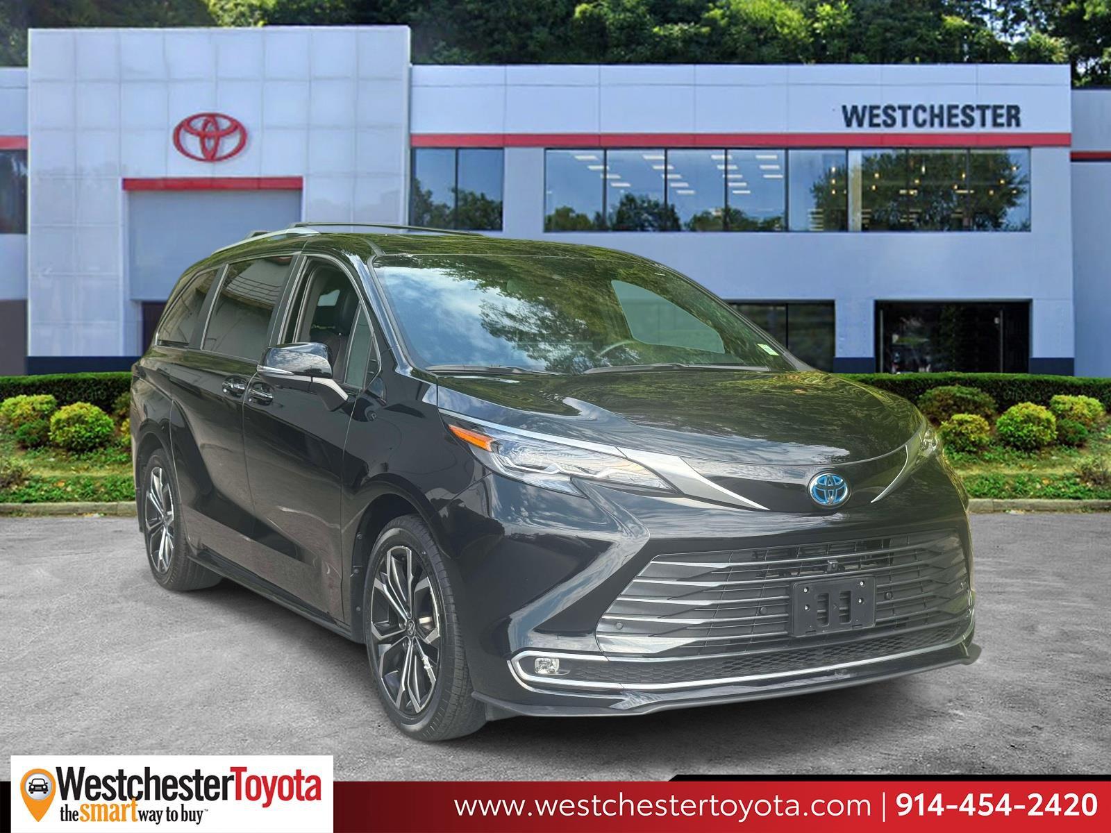 Midnight Black Metallic 2025 Toyota Sienna Minivan Front-Wheel Drive Continuously Variable Transmission