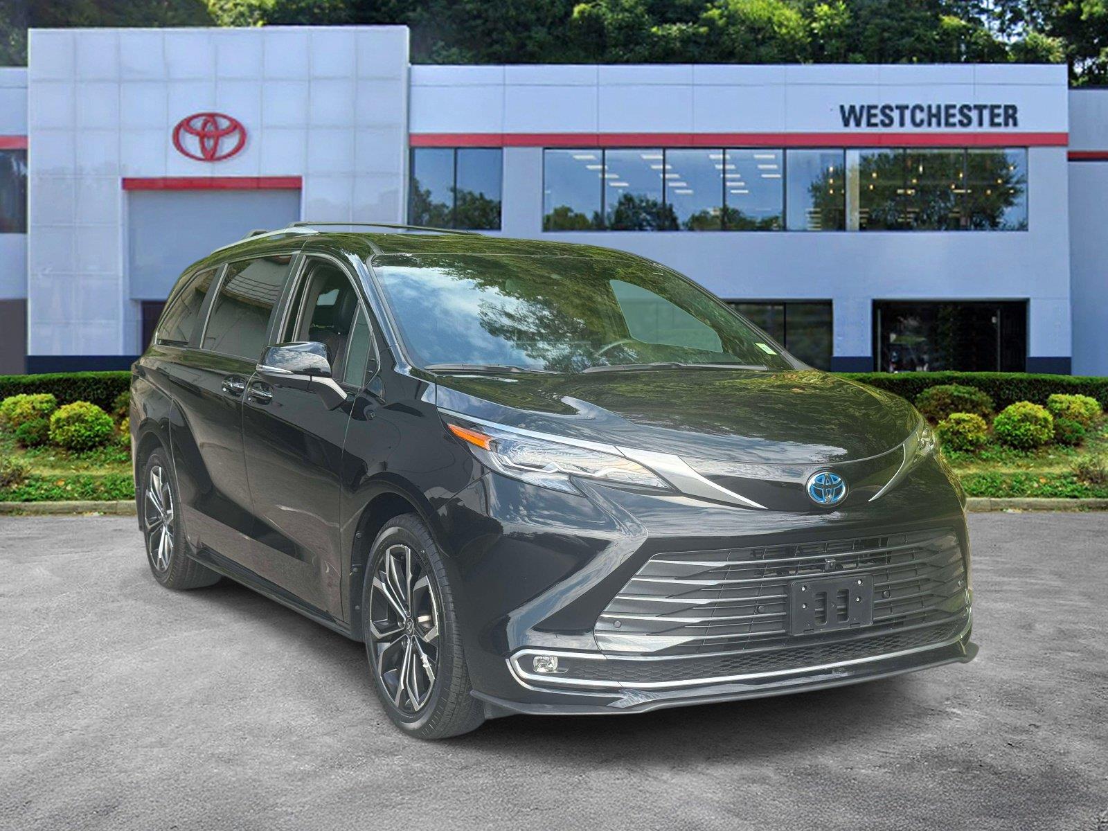 Midnight Black Metallic 2025 Toyota Sienna Minivan Front-Wheel Drive Continuously Variable Transmission