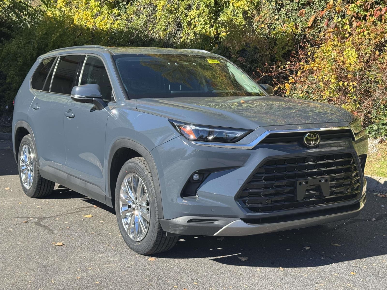  2024 Toyota Grand Highlander Platinum AWD   