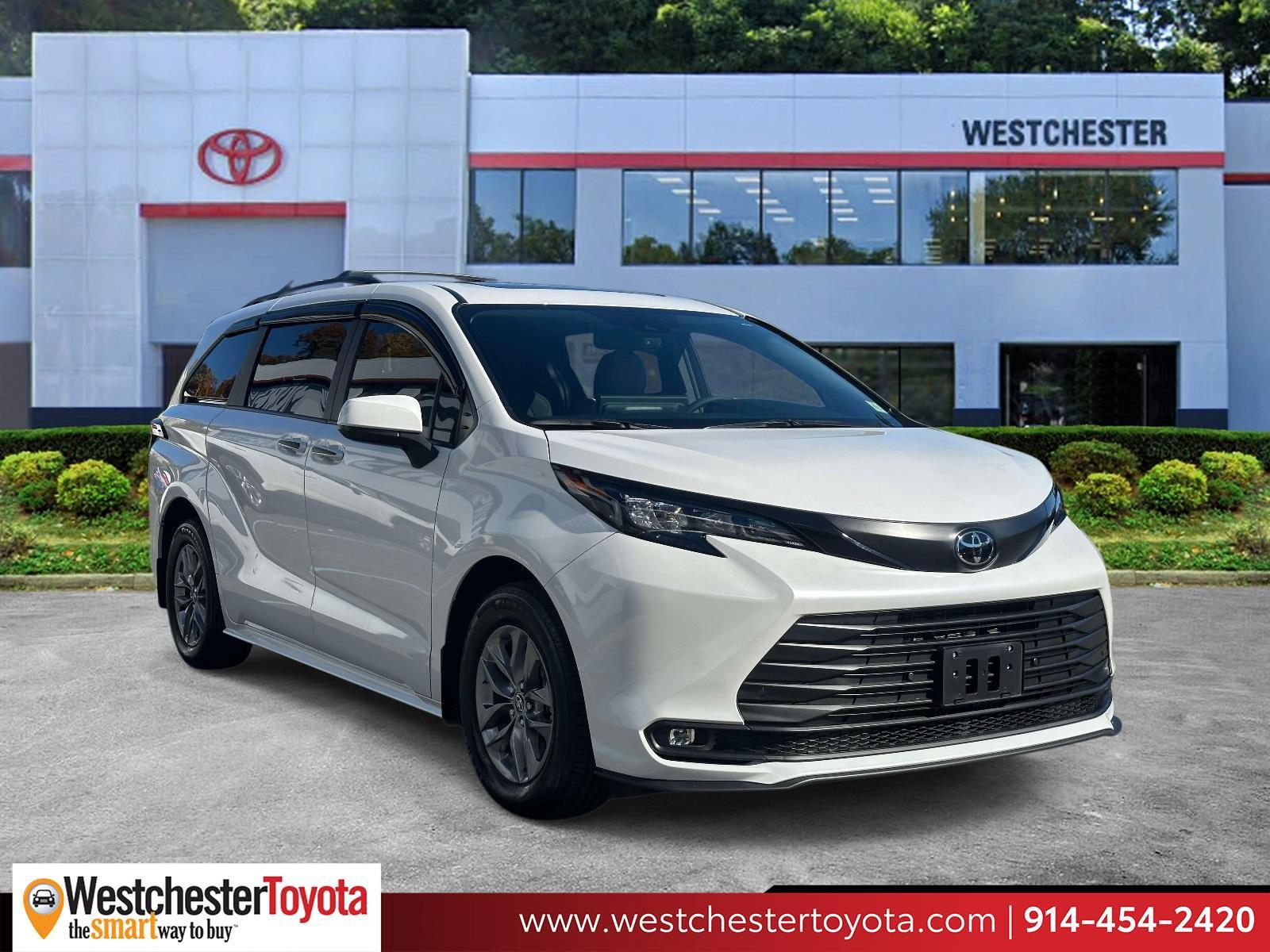 2026 Toyota Sienna XLE 7-Passenger FWD