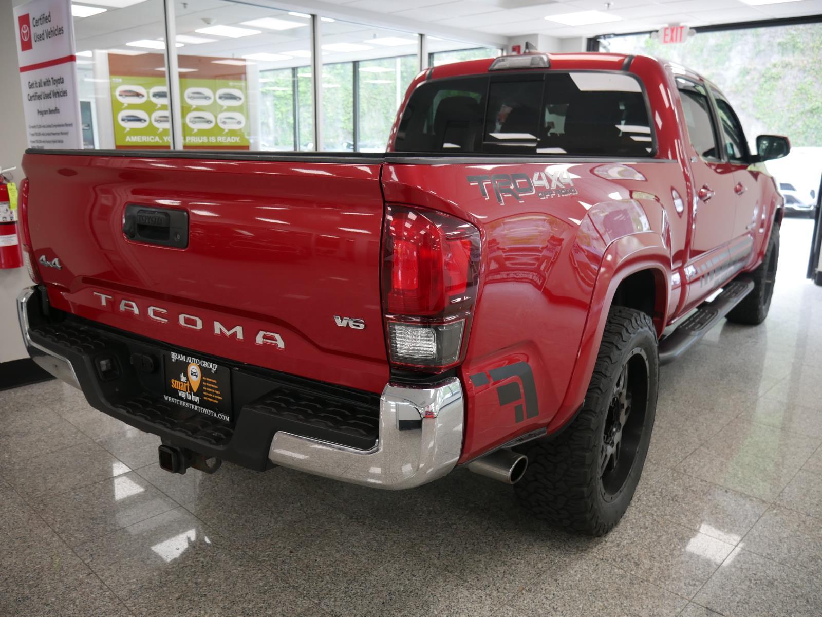2018 Toyota Tacoma SR5 6