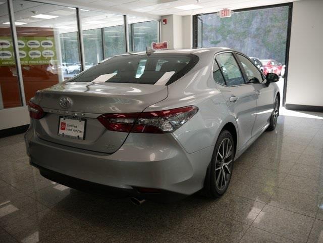2021 Toyota Camry XLE 4