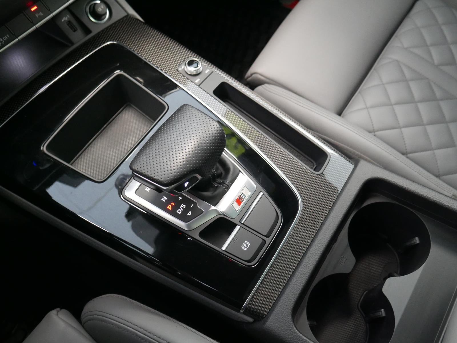 2023 Audi SQ5 Premium Plus 25