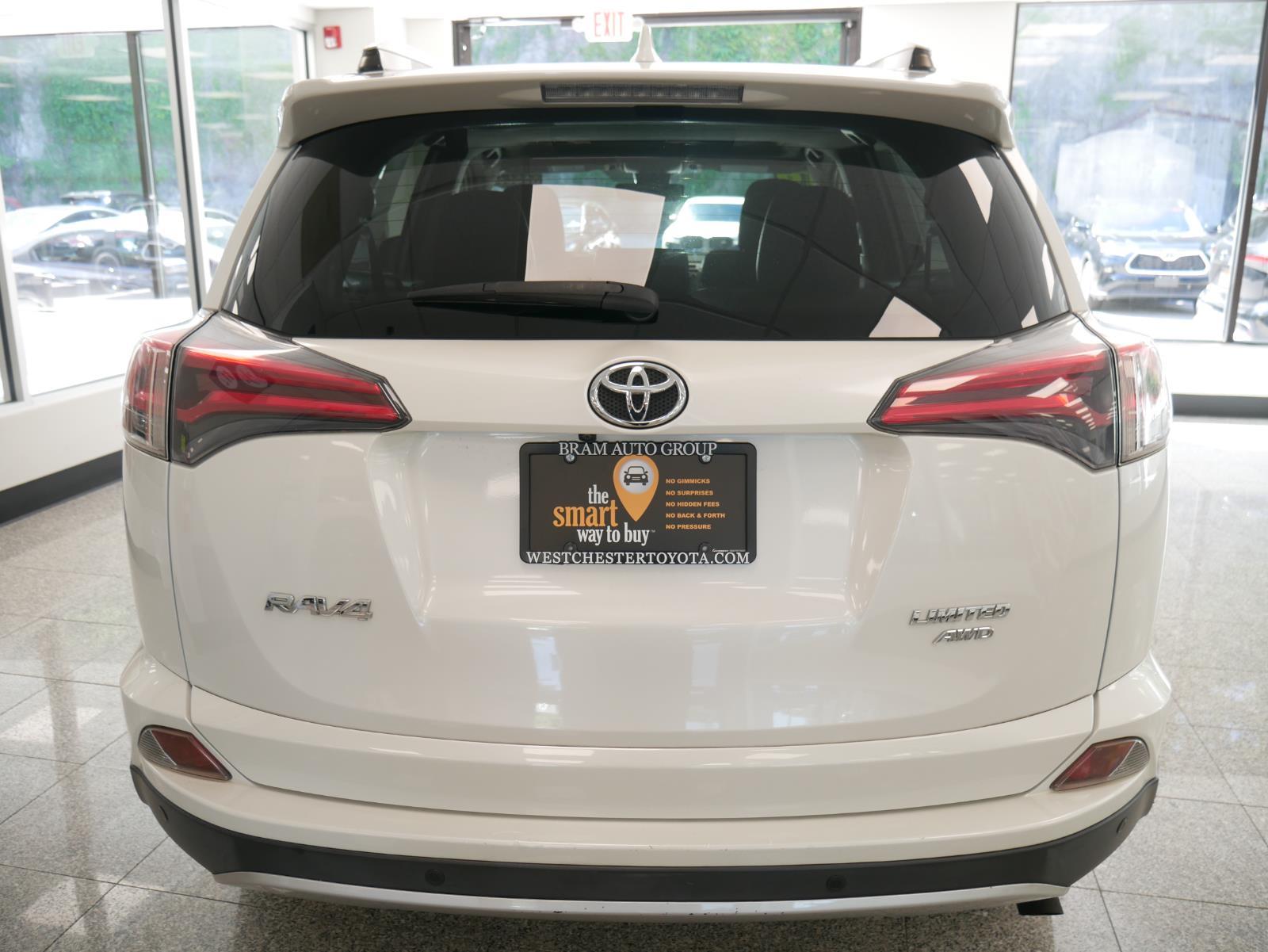 2016 Toyota RAV4 Limited 7