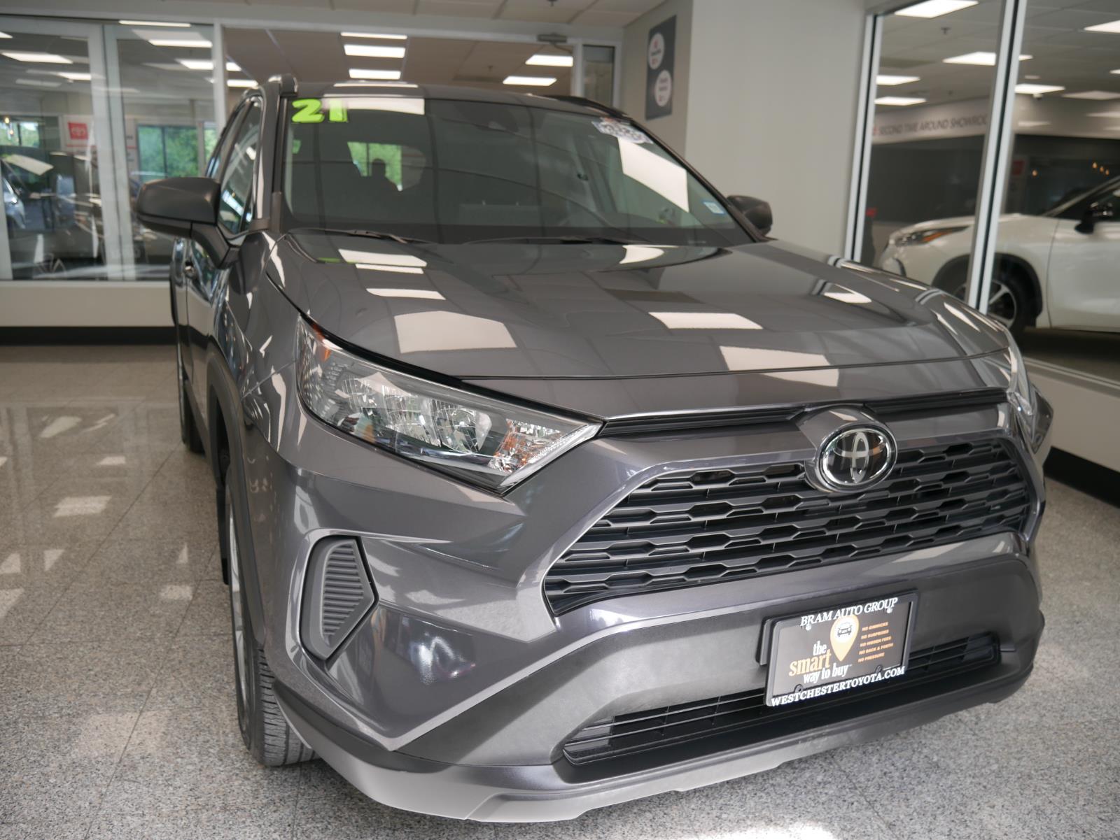 2021 Toyota RAV4 LE 2