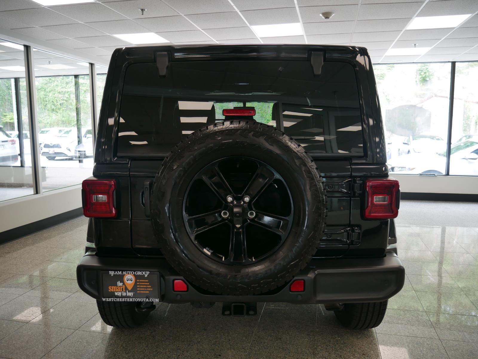 2021 Jeep Wrangler Unlimited Sahara Altitude 6