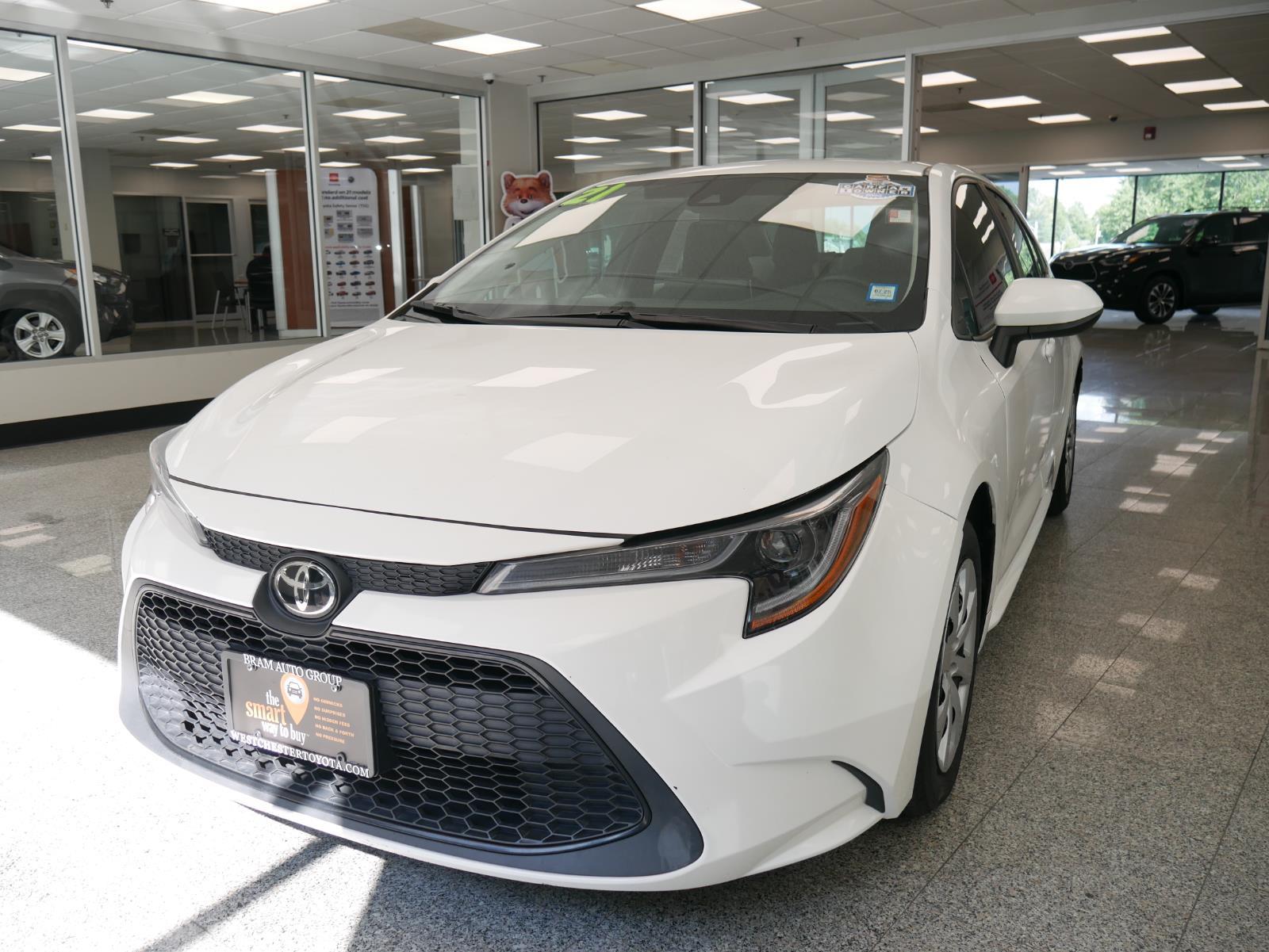 2021 Toyota Corolla LE 2