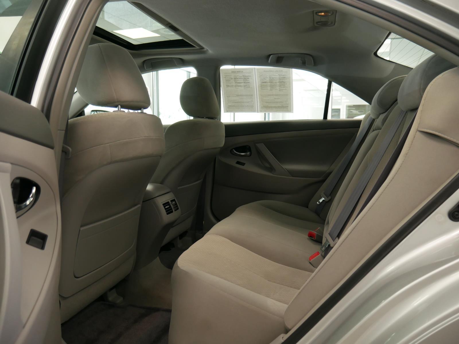 2009 Toyota Camry Hybrid  14