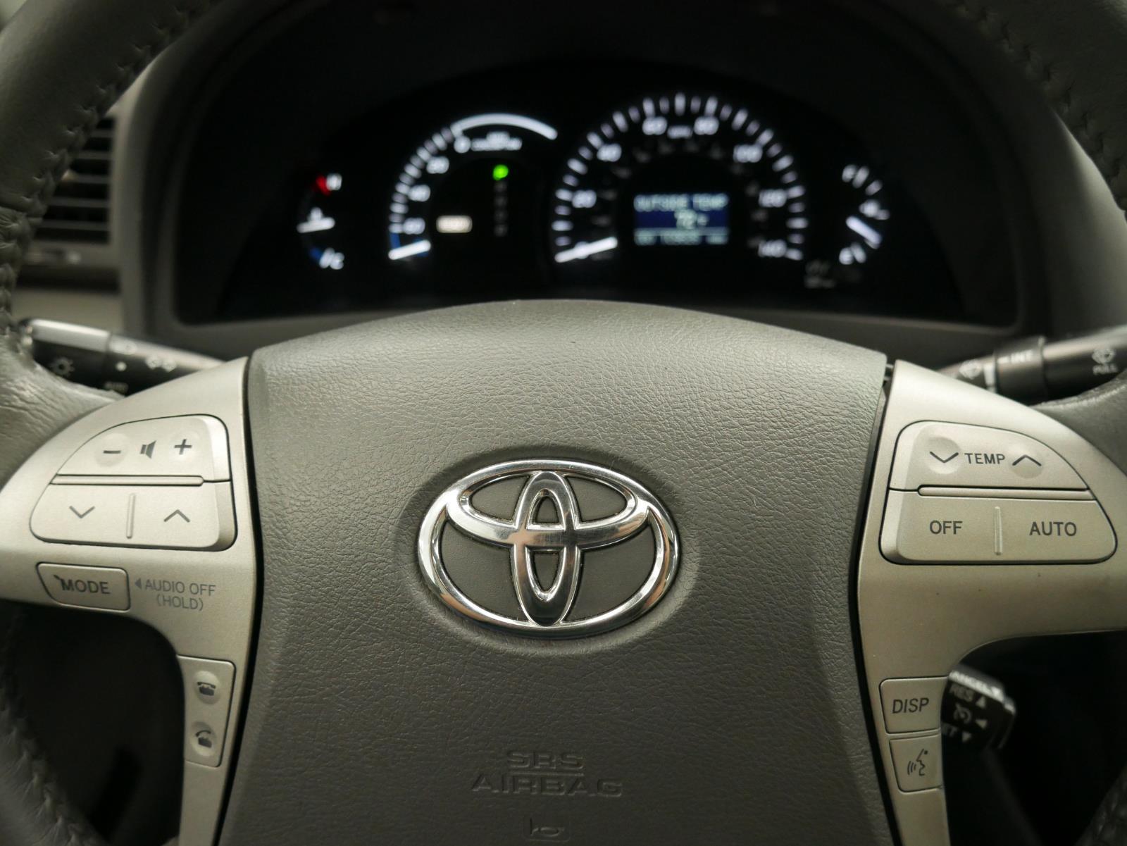 2009 Toyota Camry Hybrid  19