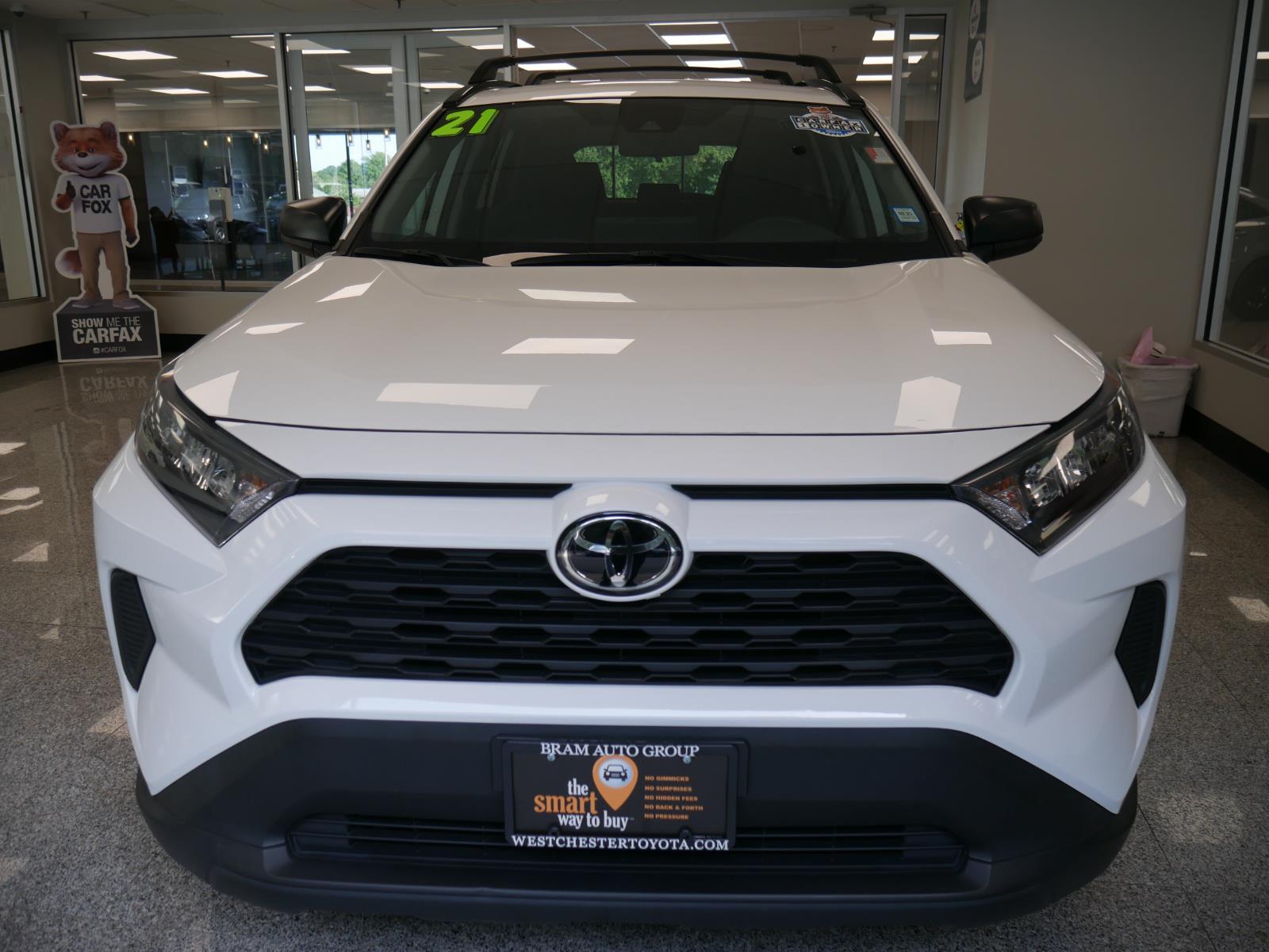 2021 Toyota RAV4 LE 5