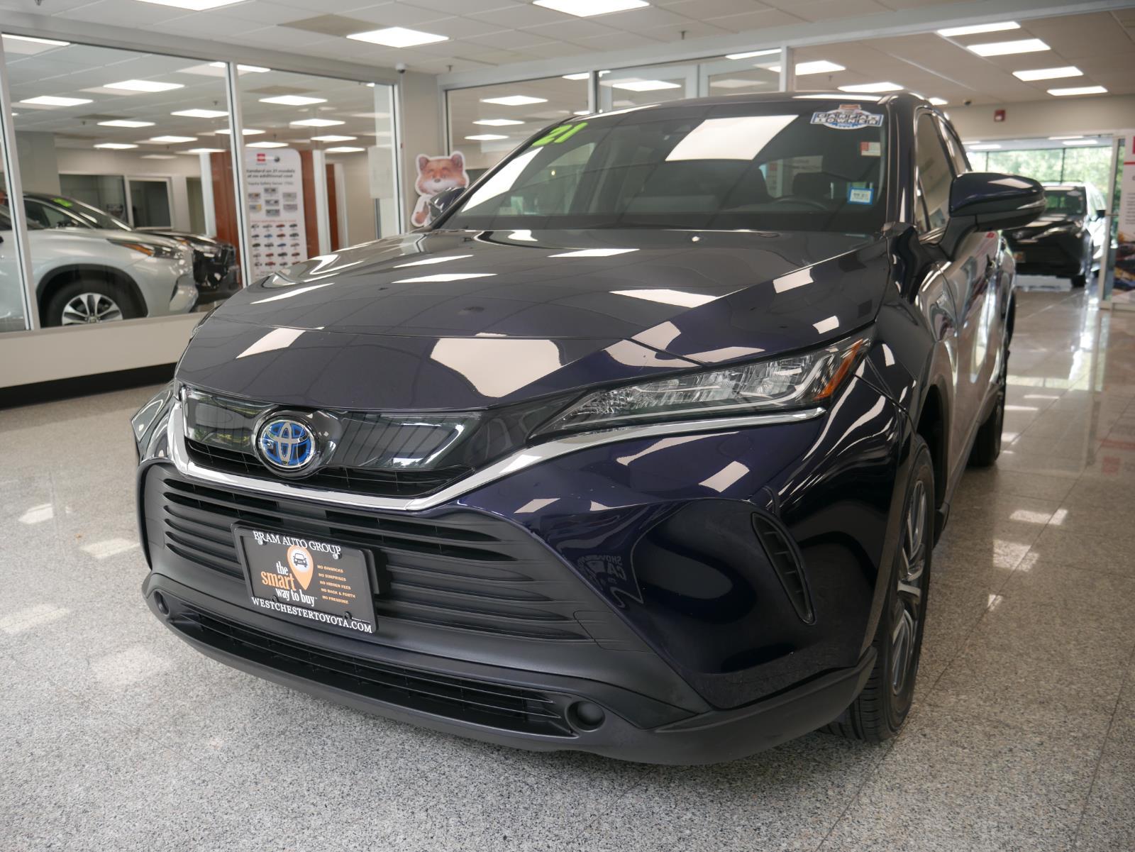 2021 Toyota Venza LE 2