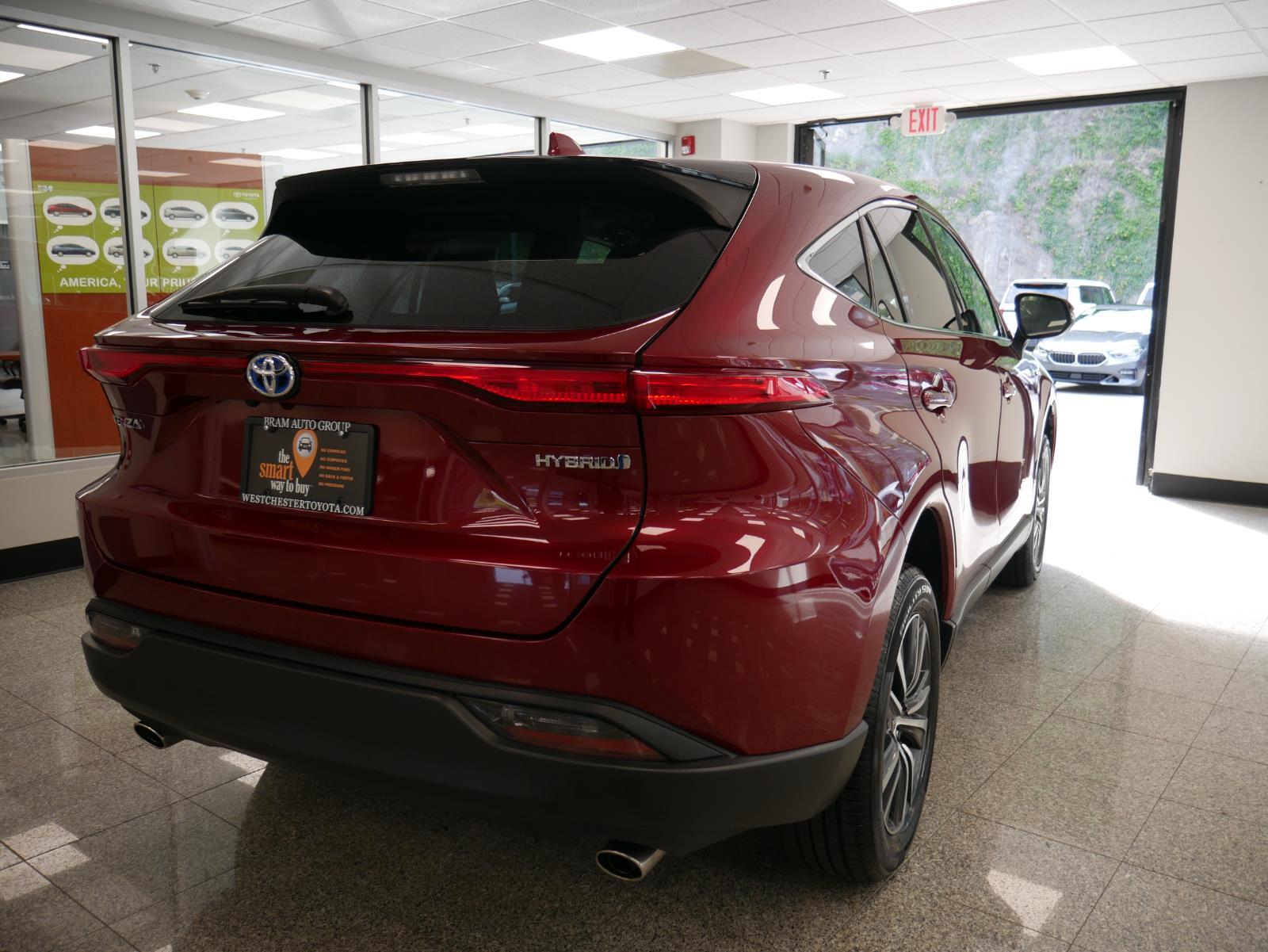 2021 Toyota Venza LE 4