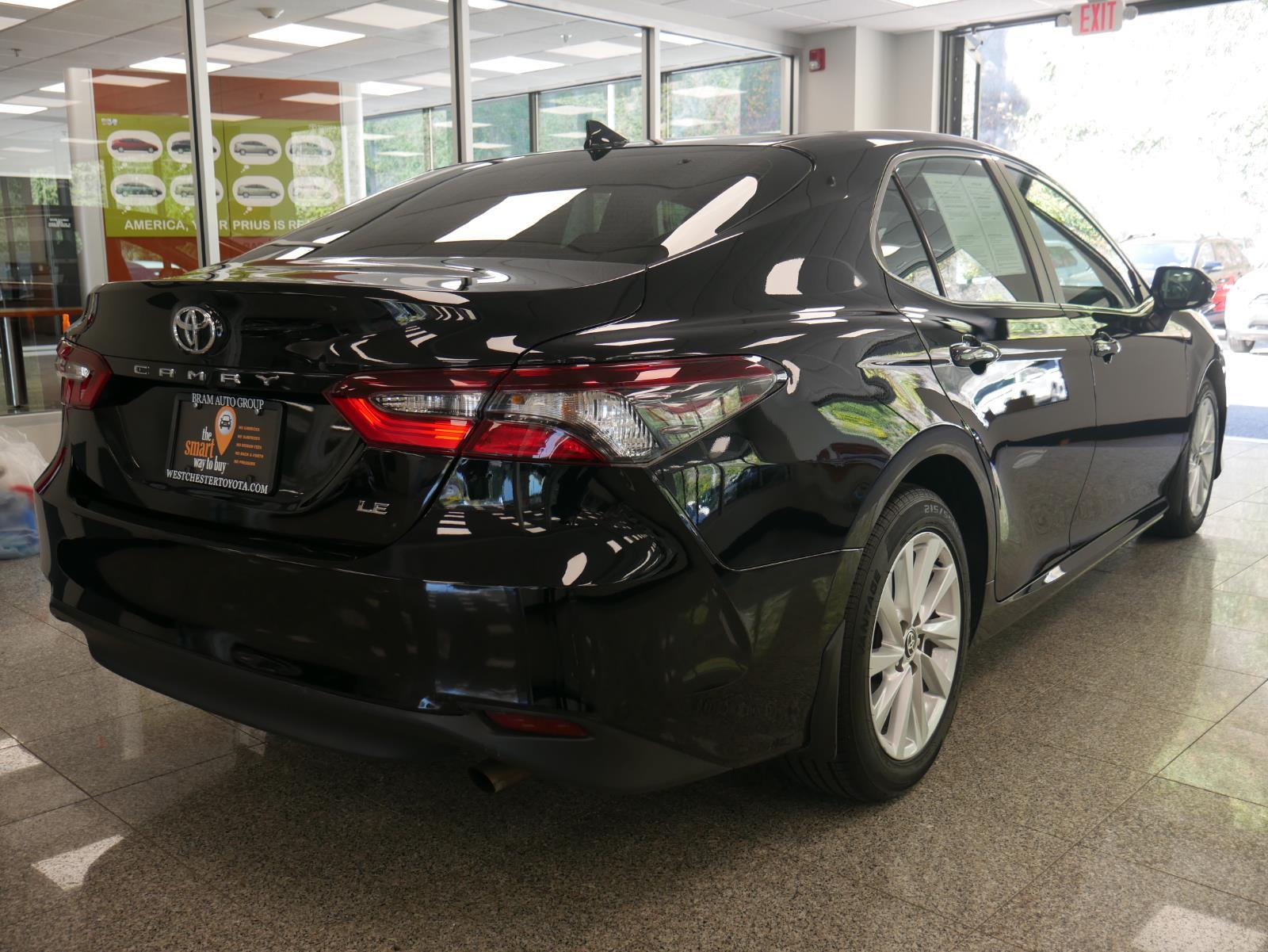 2023 Toyota Camry LE 4