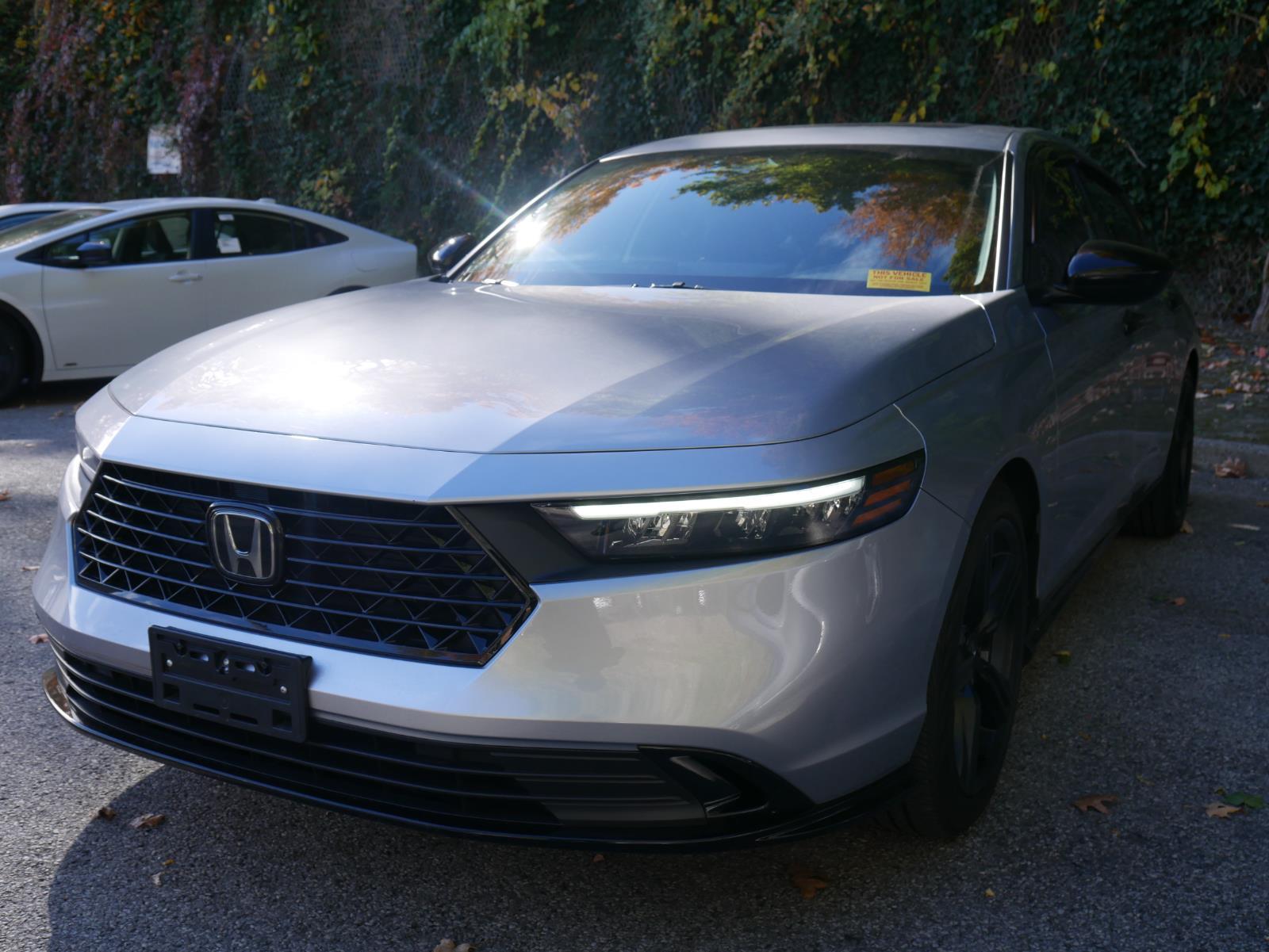 2023 Honda Accord Hybrid Sport-L 2