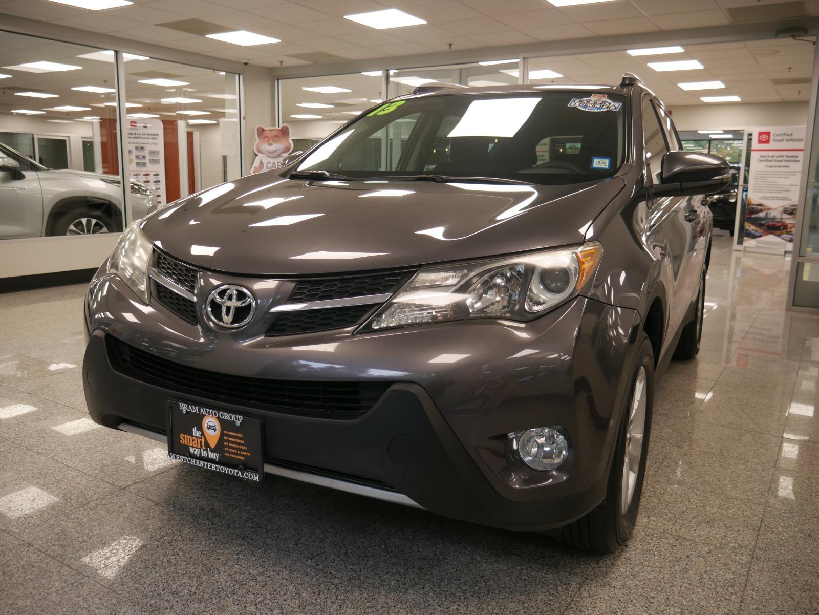 2013 Toyota RAV4 XLE 2