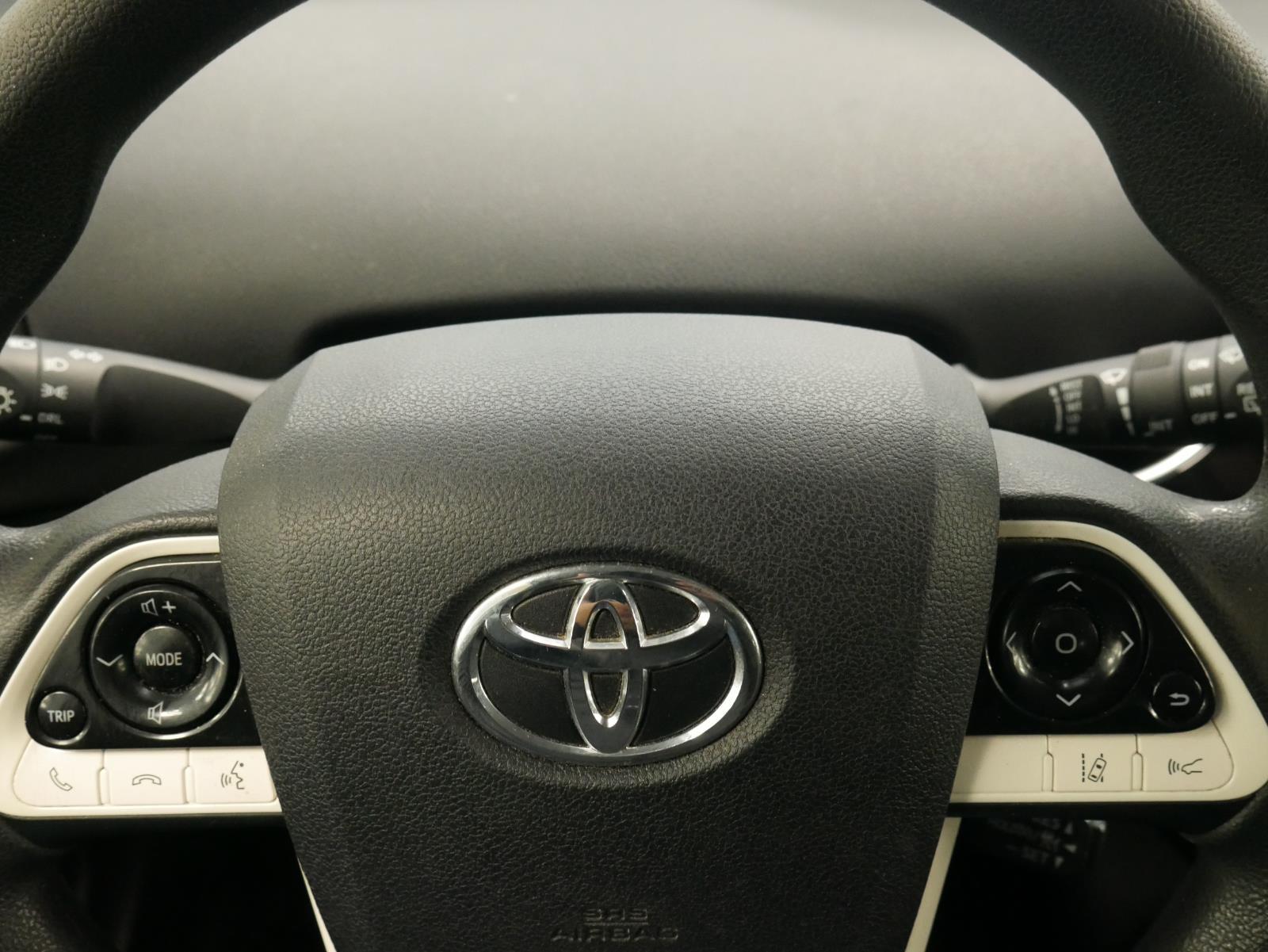 2017 Toyota Prius Two 19