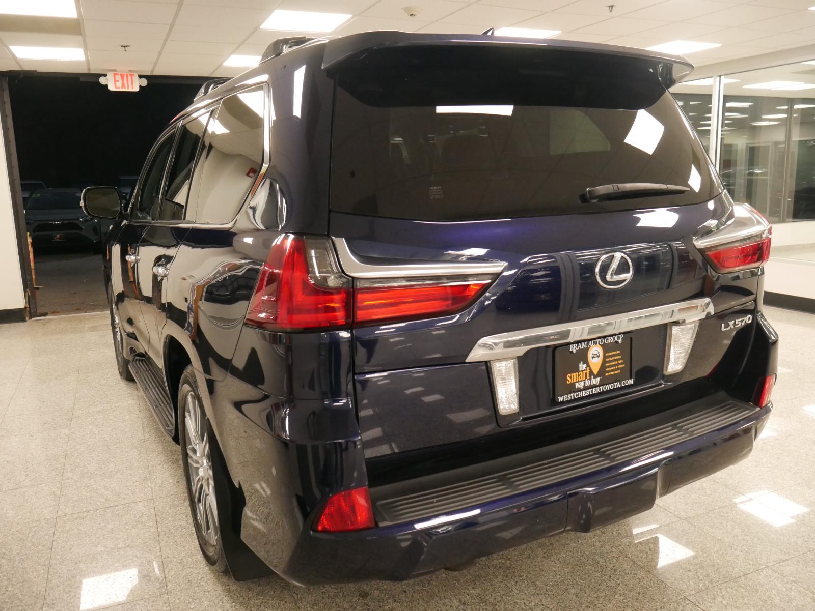 2017 Lexus LX LX 570 3