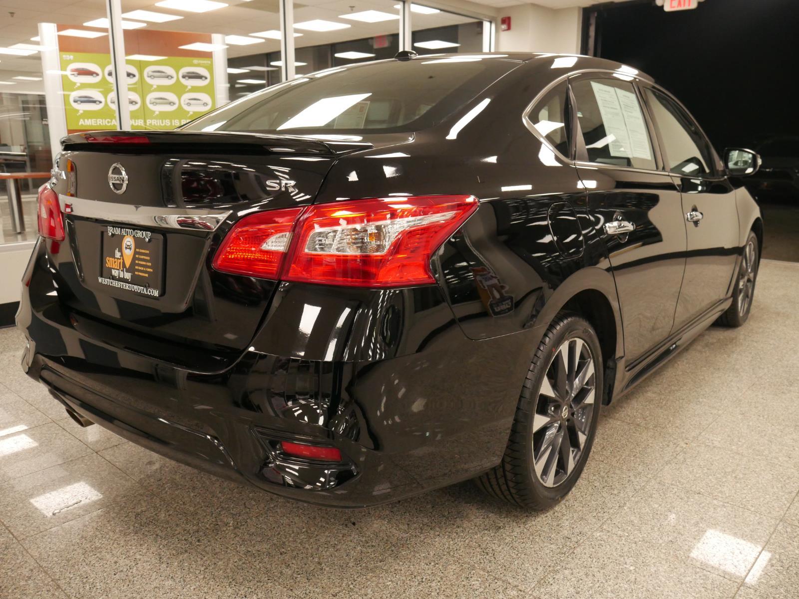 2017 Nissan Sentra SR 4