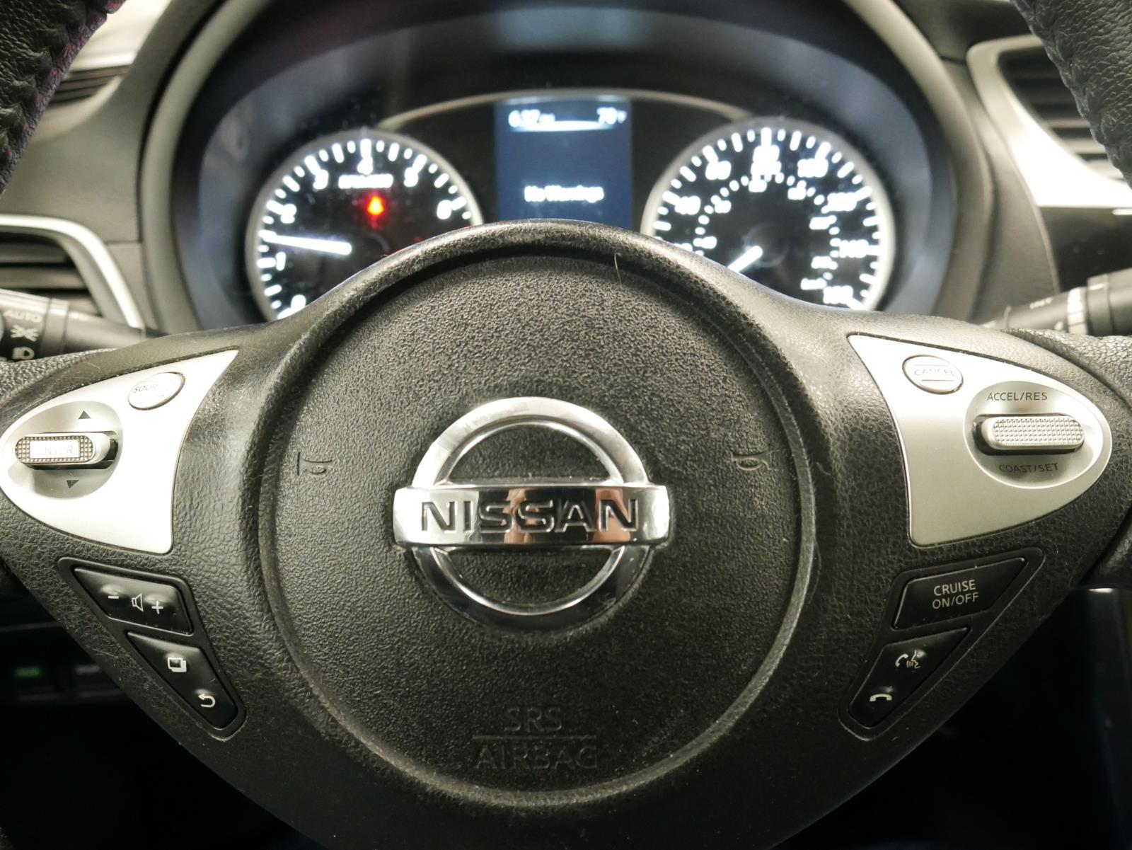 2017 Nissan Sentra SR 19