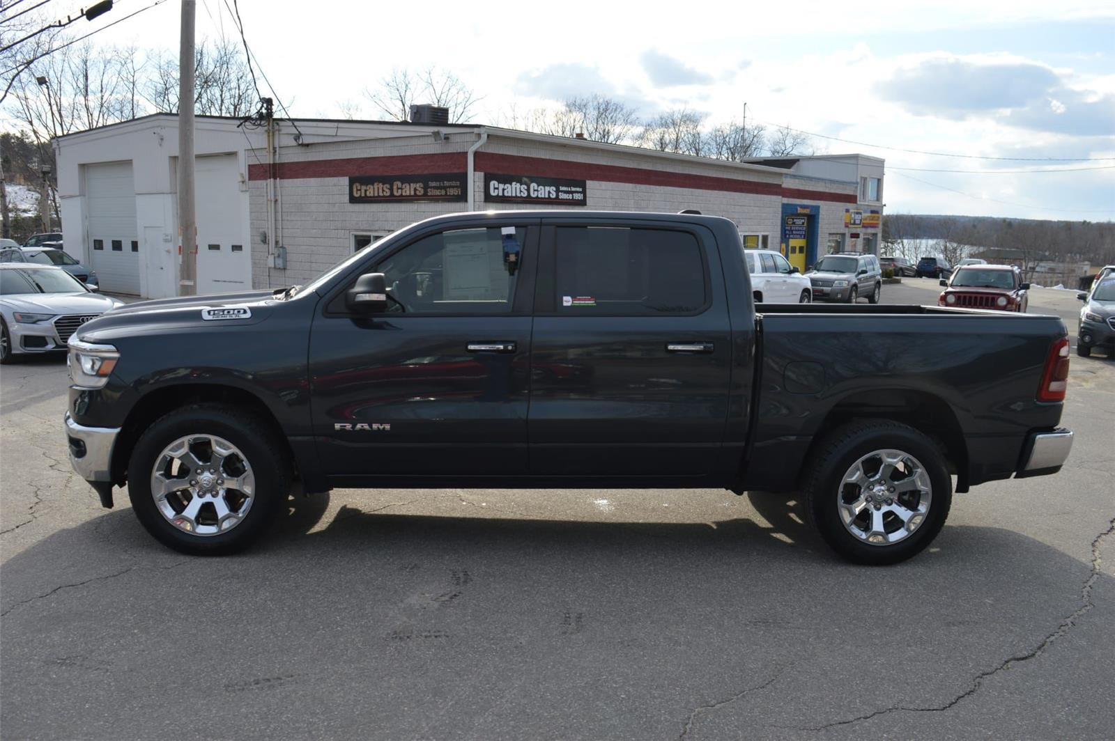 2019 Ram 1500 Big Horn Lone Star photo 3