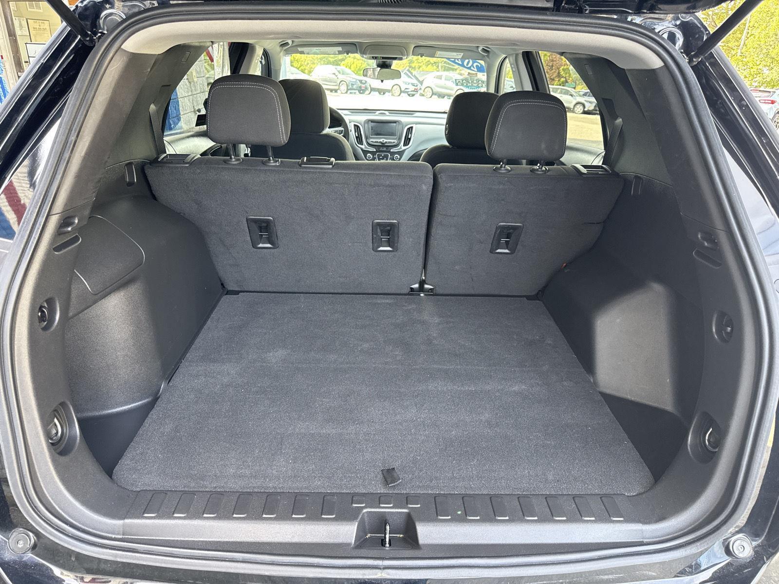 2023 Chevrolet Equinox LS photo 21
