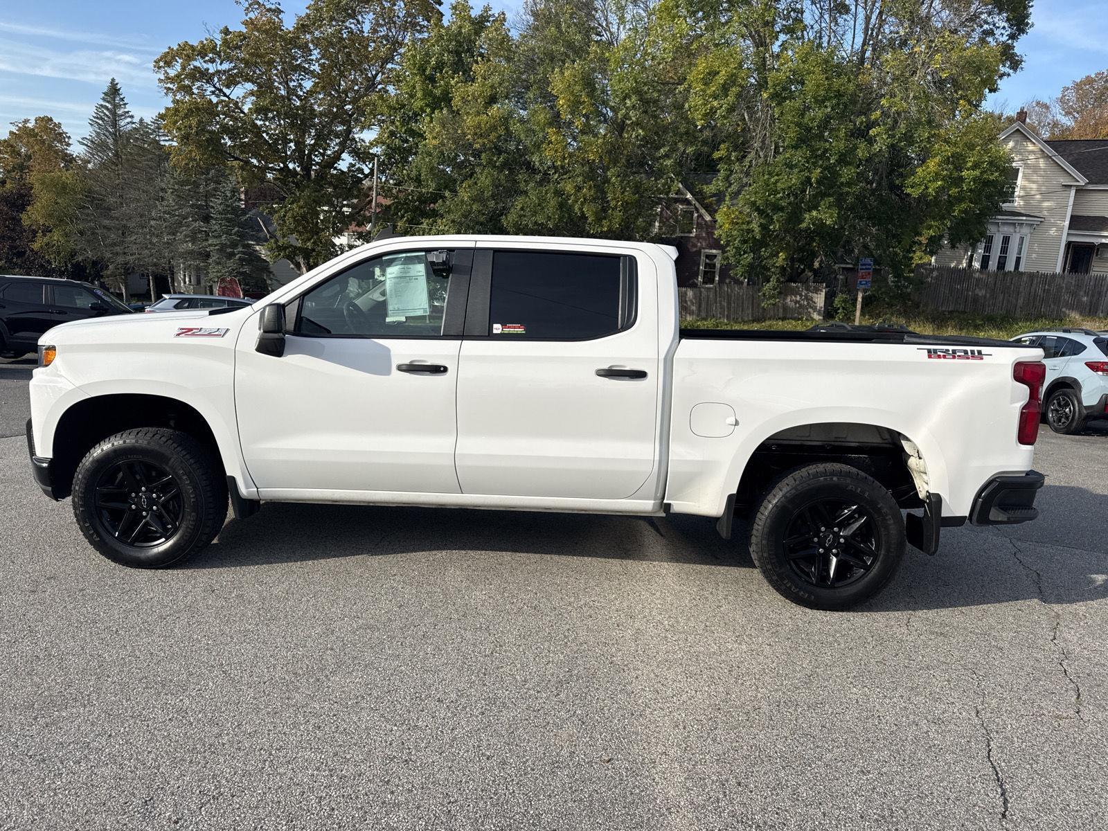 2019 Chevrolet Silverado 1500 Custom Trail Boss photo 2