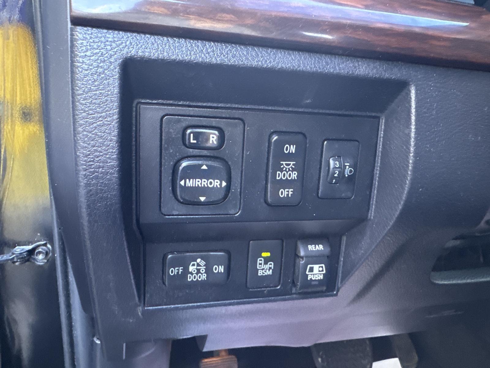 2017 Toyota Tundra Limited photo 15