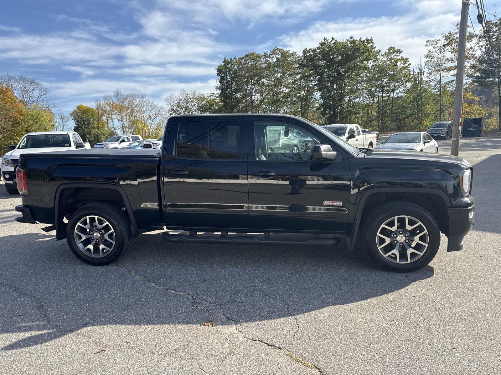 2017 Gmc Sierra 1500 SLT photo 5