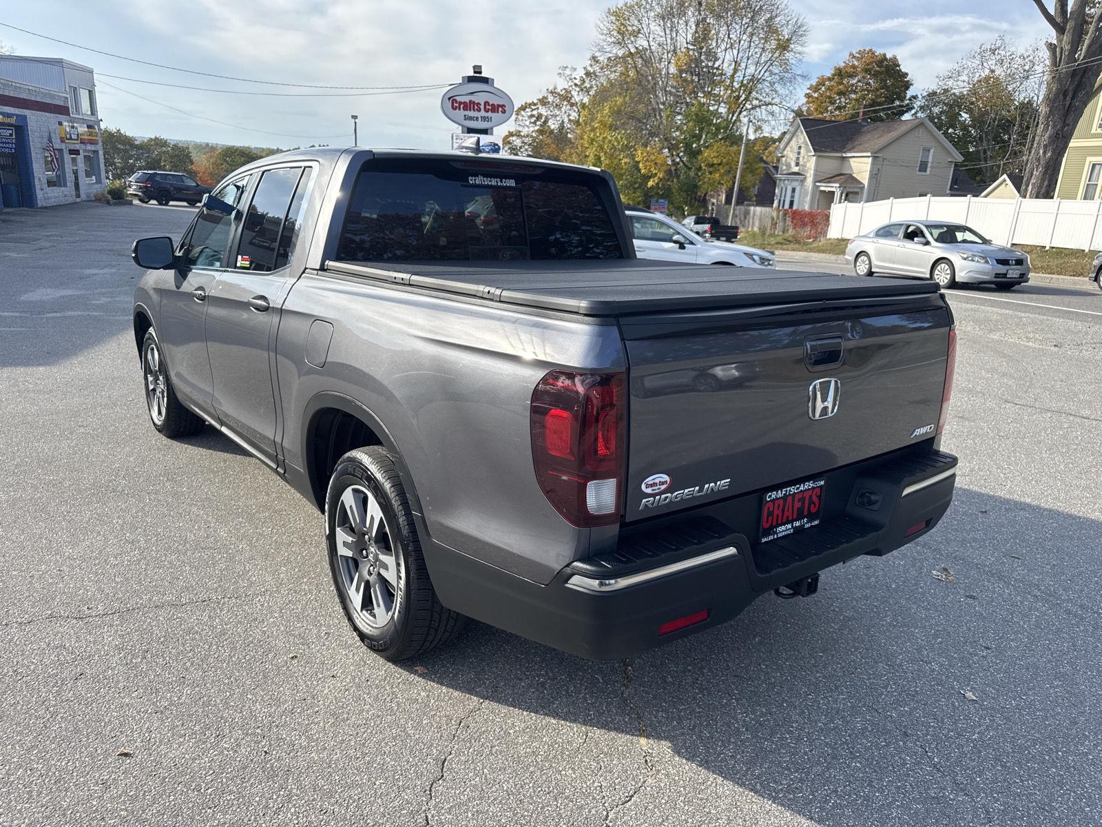 2019 Honda Ridgeline RTL photo 3