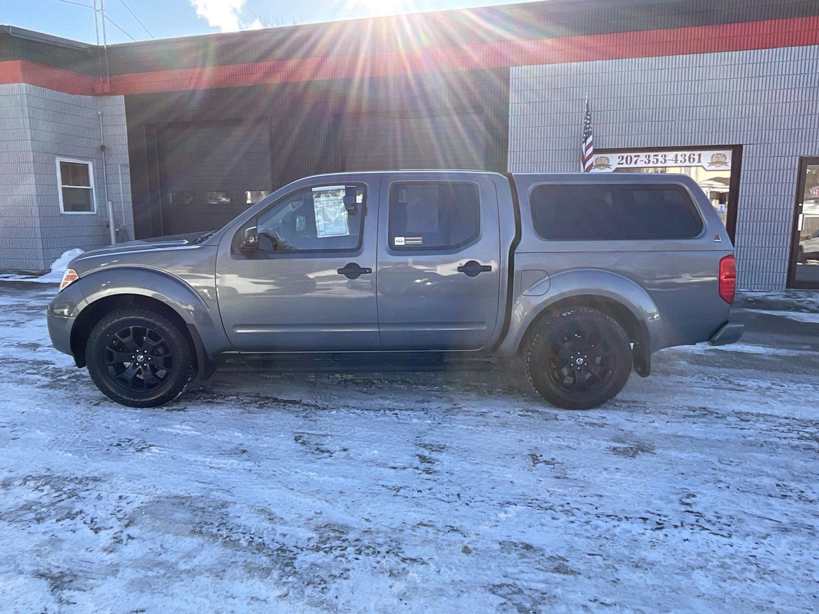 2019 Nissan Frontier SV's photo