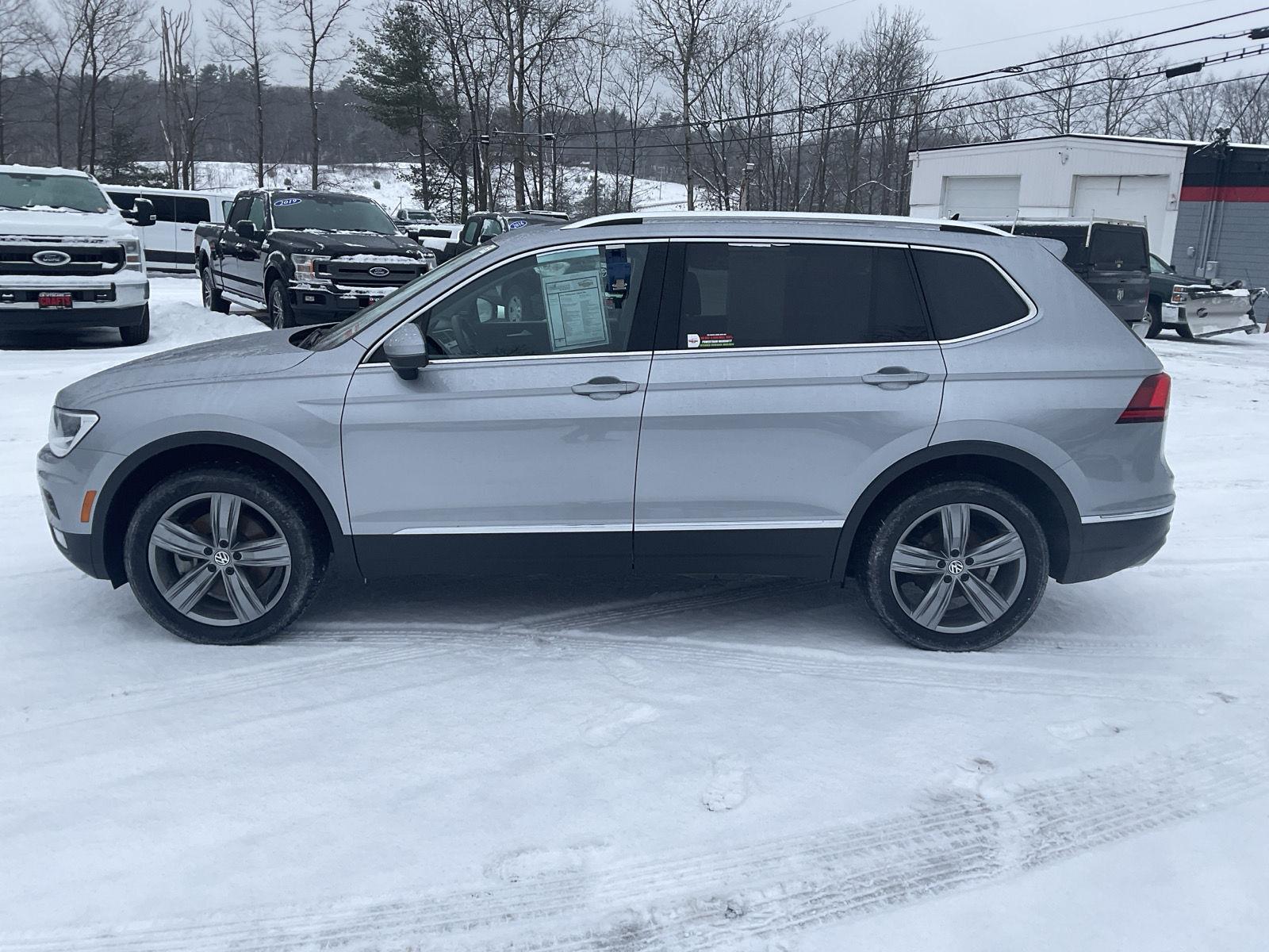2021 Volkswagen Tiguan SEL's photo