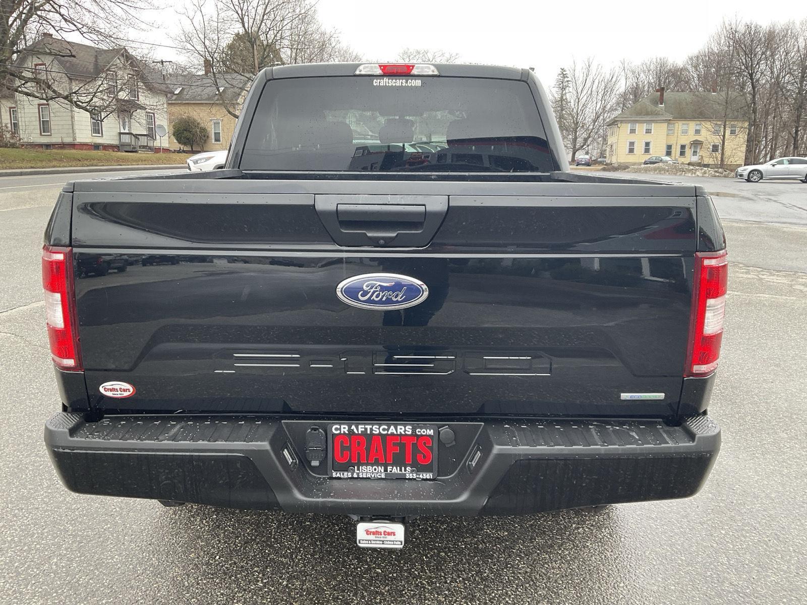 View vehicle photo 4