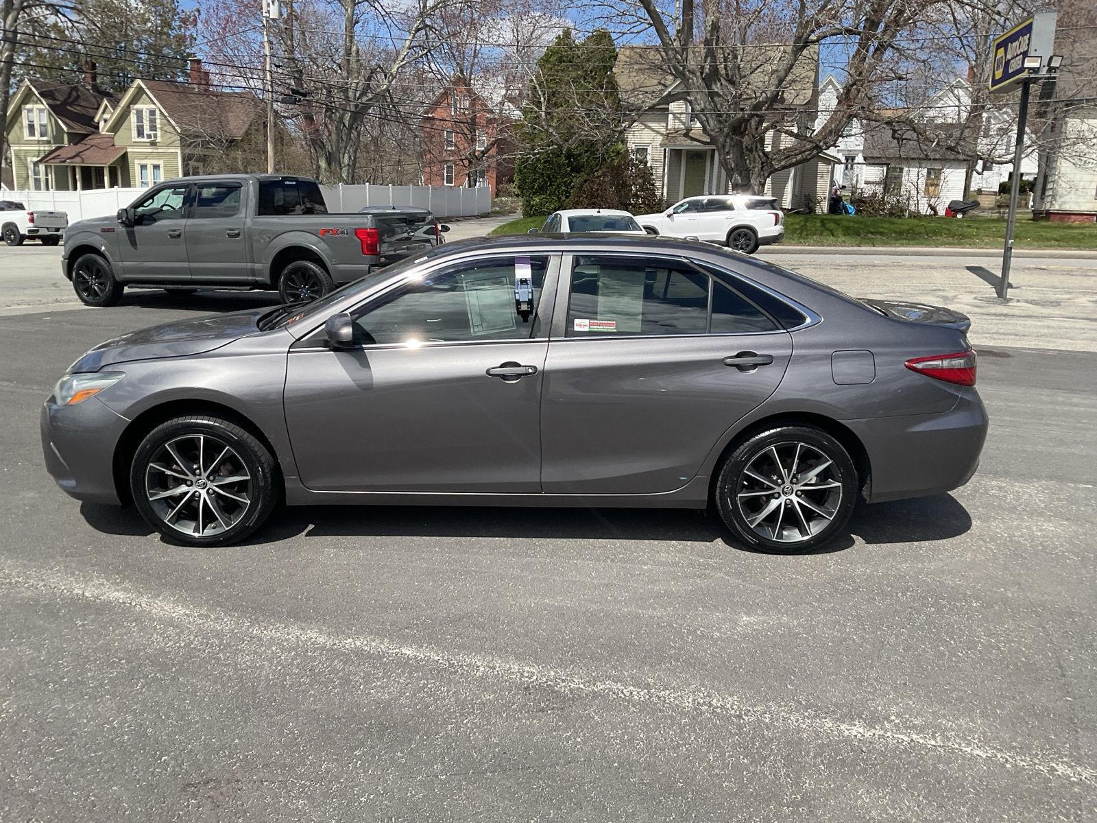 2015 Toyota Camry XSE