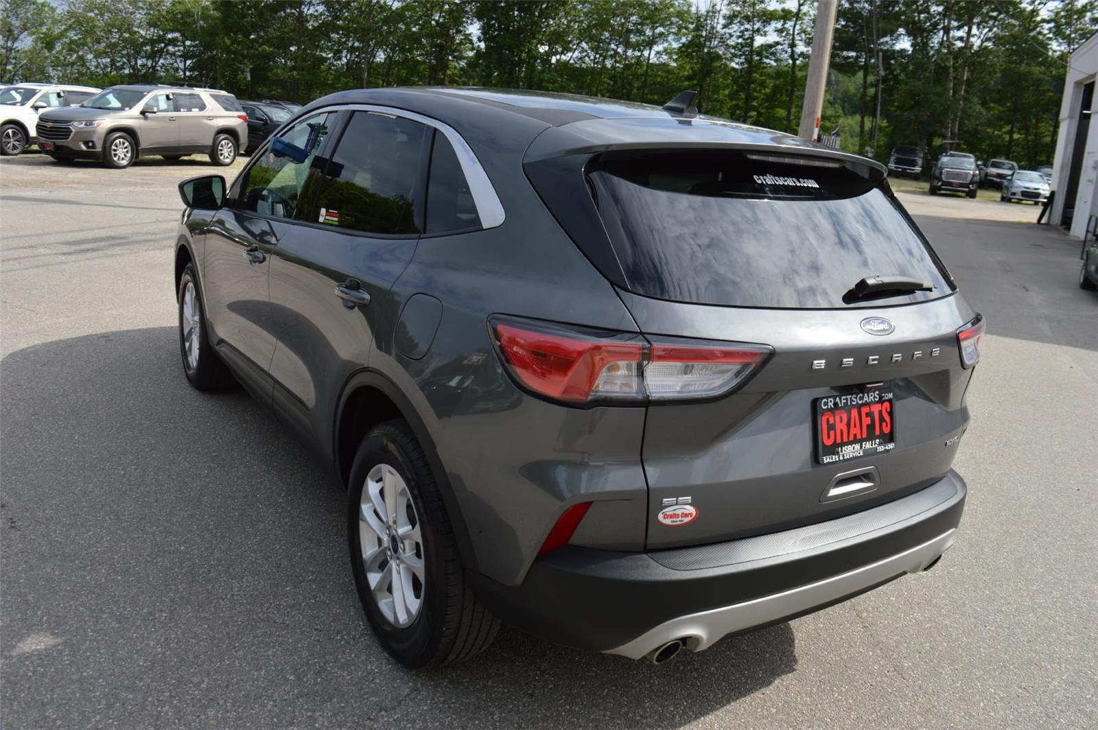 2021 Ford Escape SE photo 4