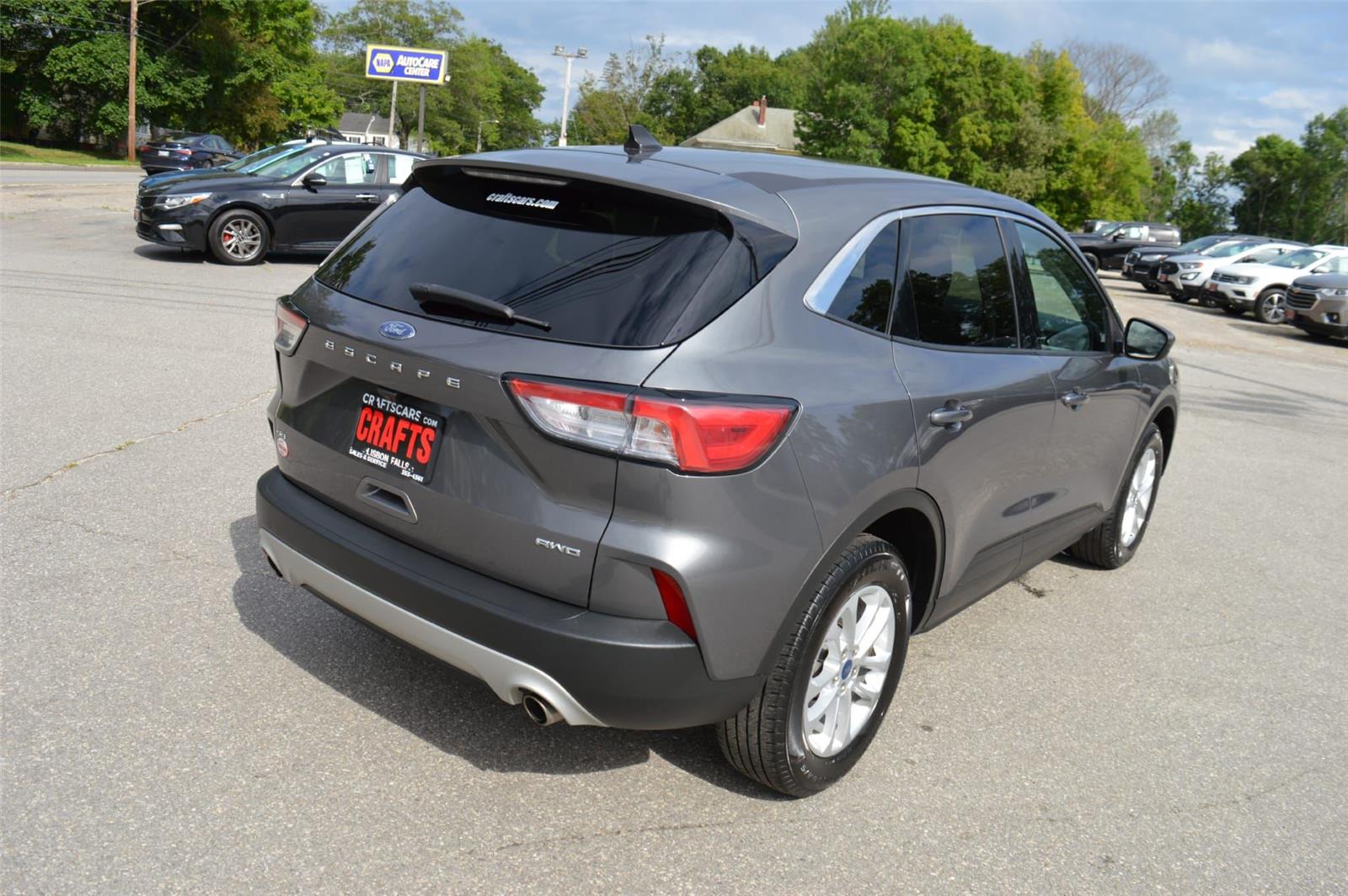 2021 Ford Escape SE photo 6