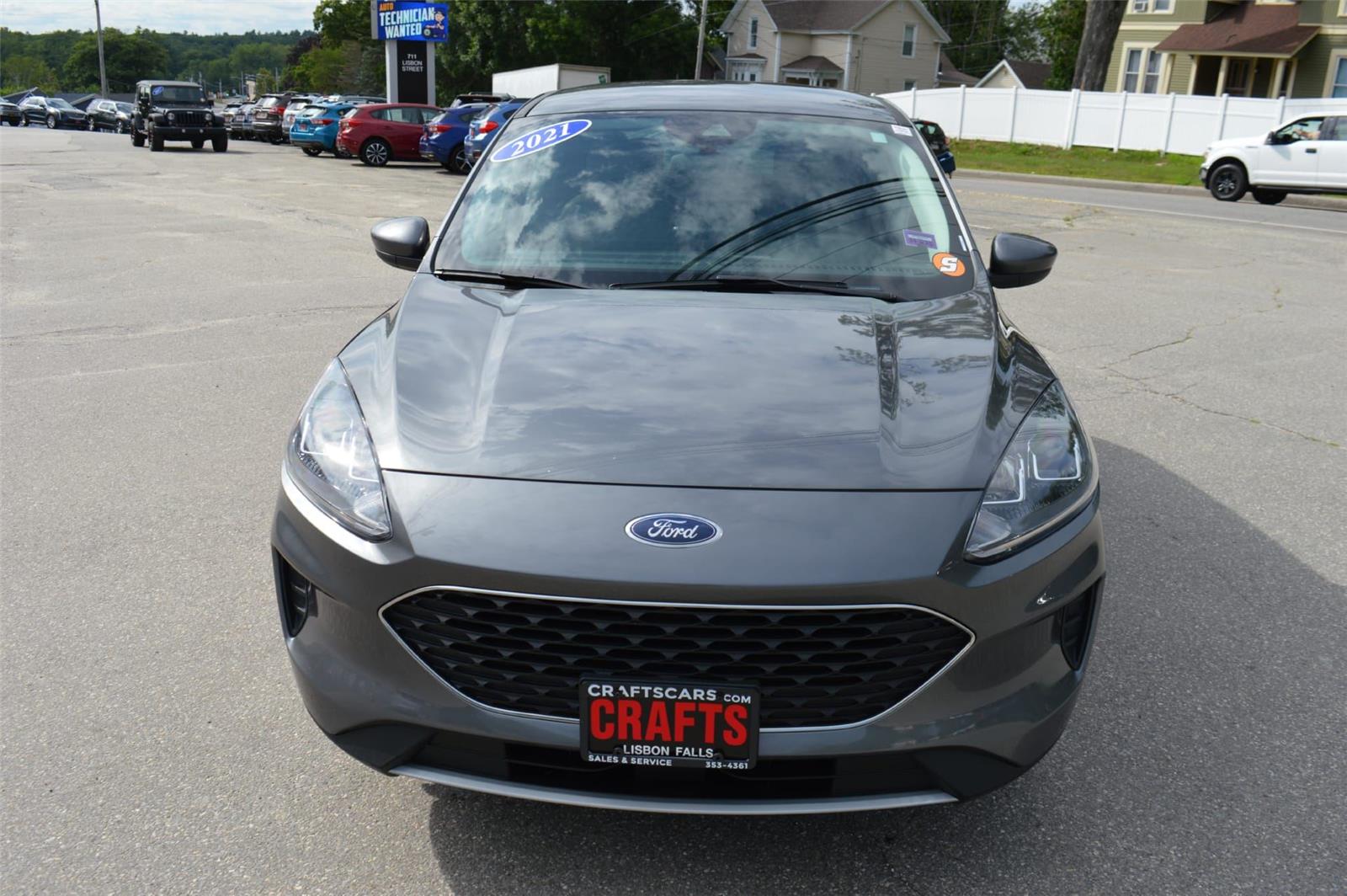 2021 Ford Escape SE photo 9