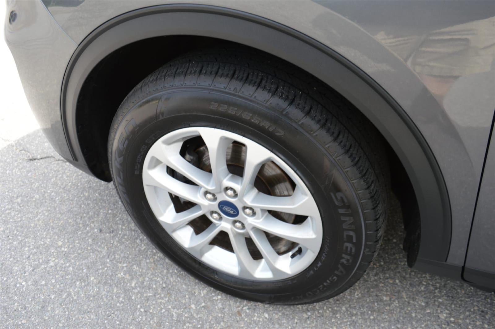 2021 Ford Escape SE photo 10