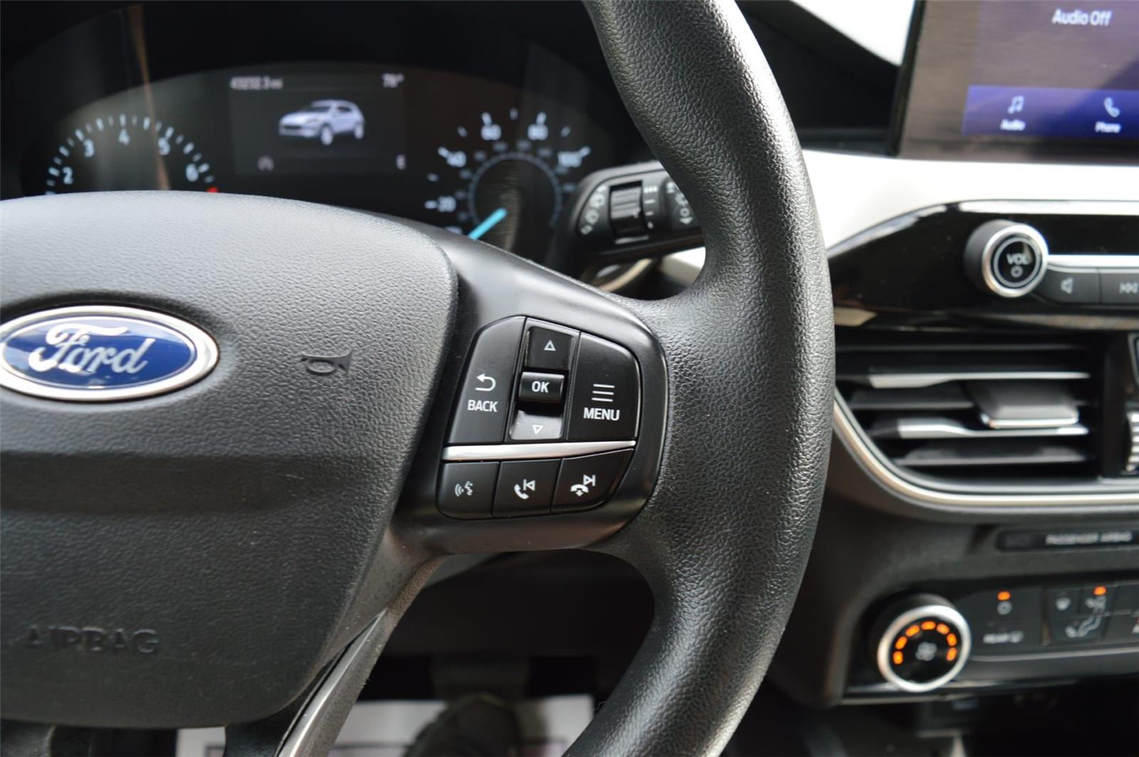 2021 Ford Escape SE photo 17