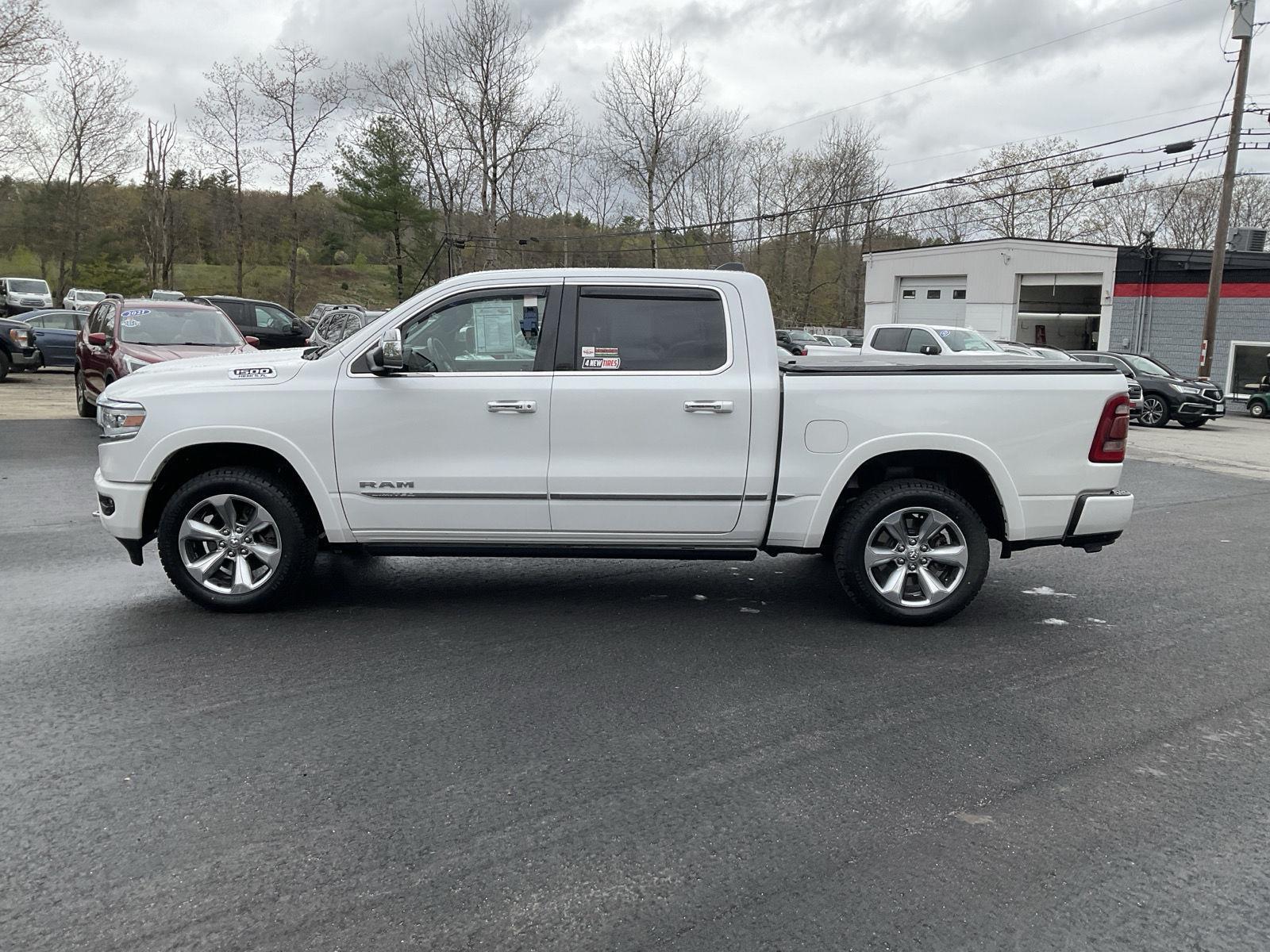 2019 RAM 1500 Limited 4x4 Crew Cab 5'7's photo