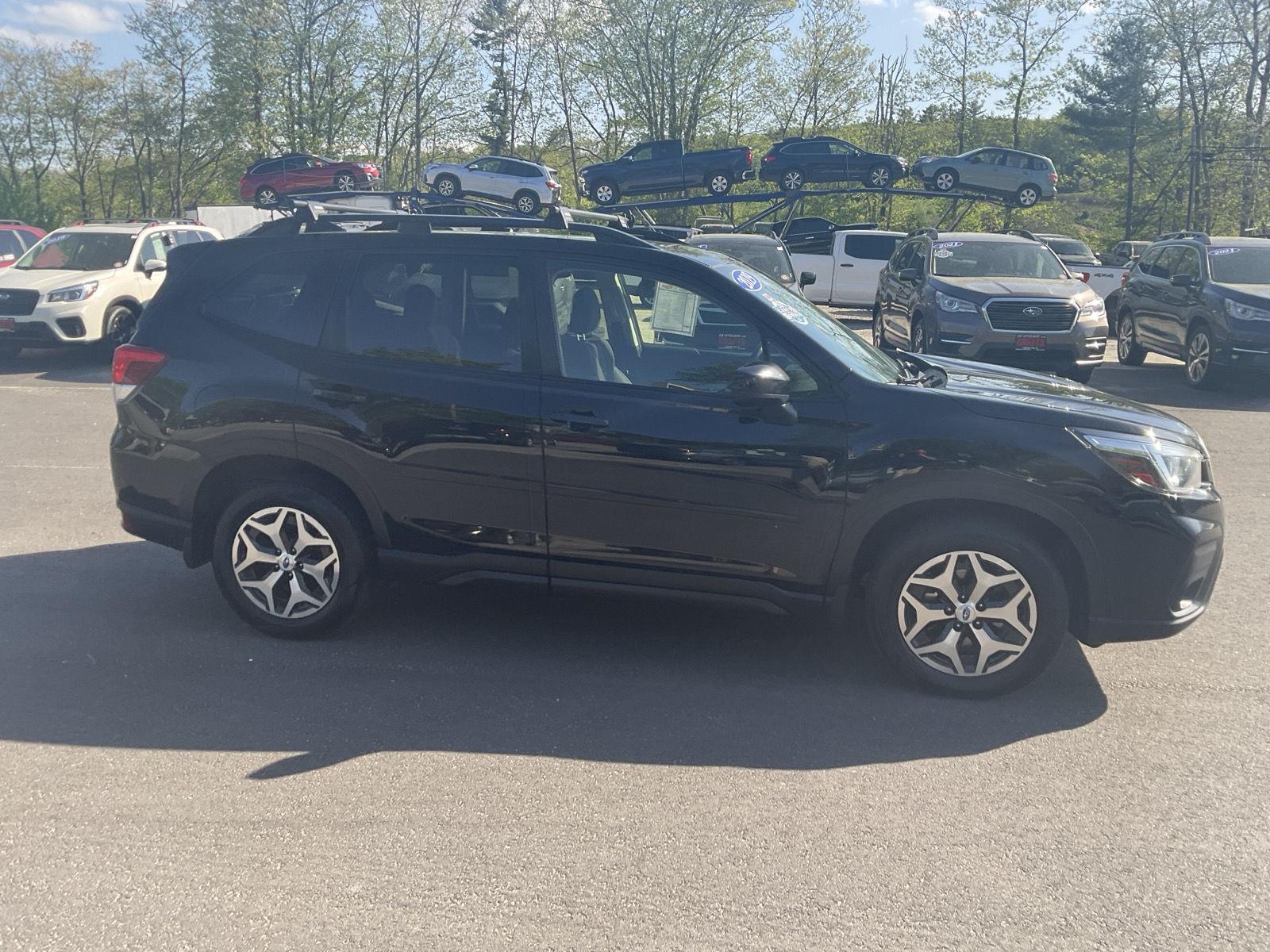 View vehicle photo 7