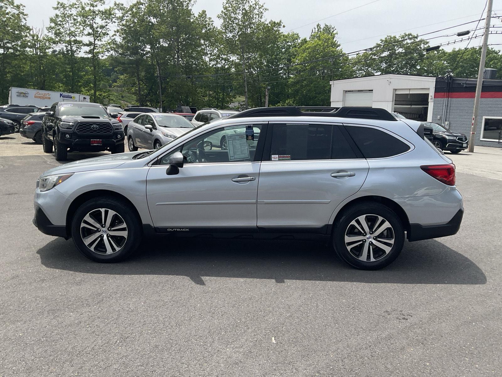 2019 Subaru Outback 2.5i Limited's photo