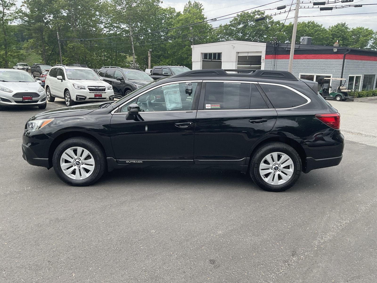2017 Subaru Outback 2.5i Premium's photo
